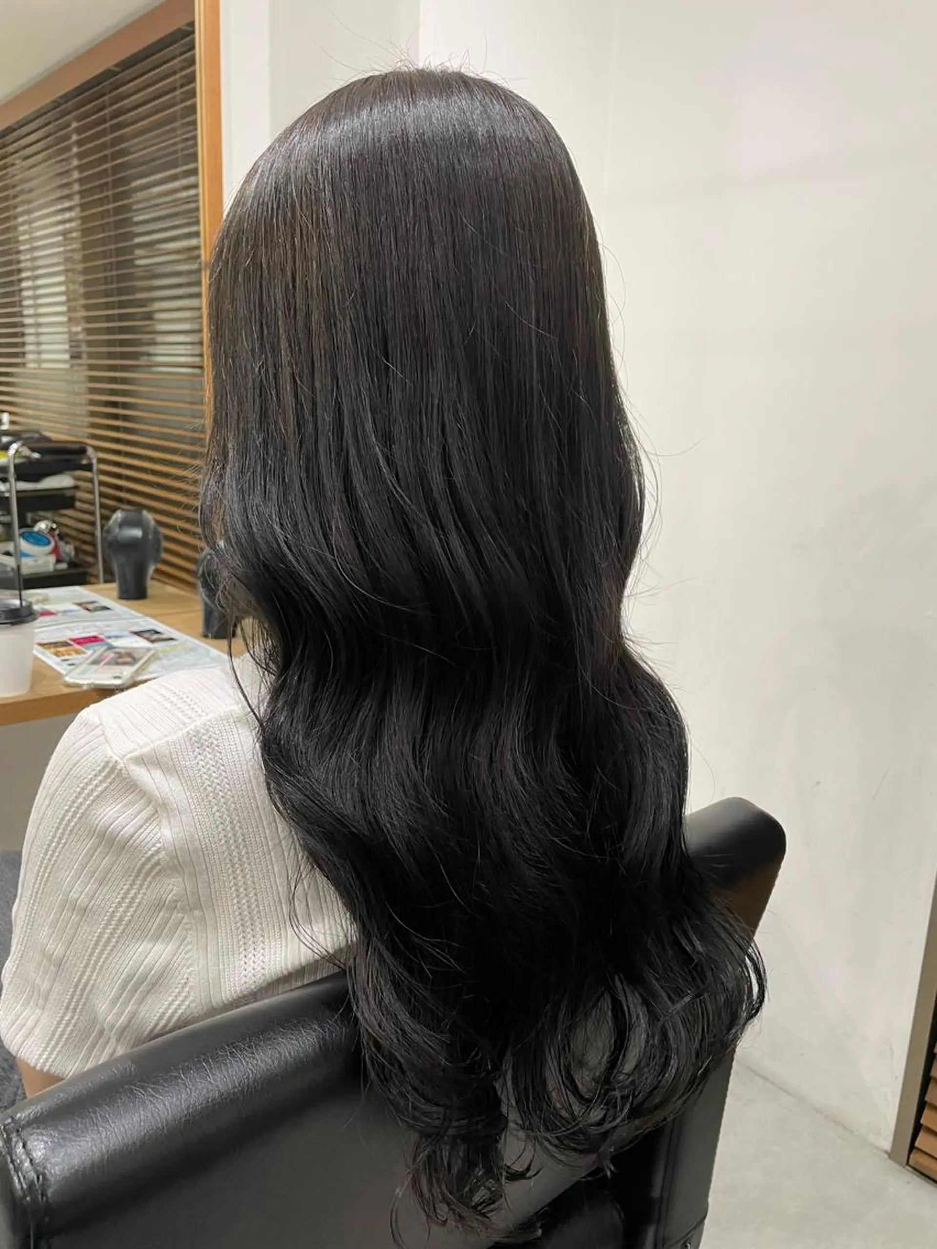 ロング 🐬脱白髪染めカラー 清水大世🐬のヘアスタイル