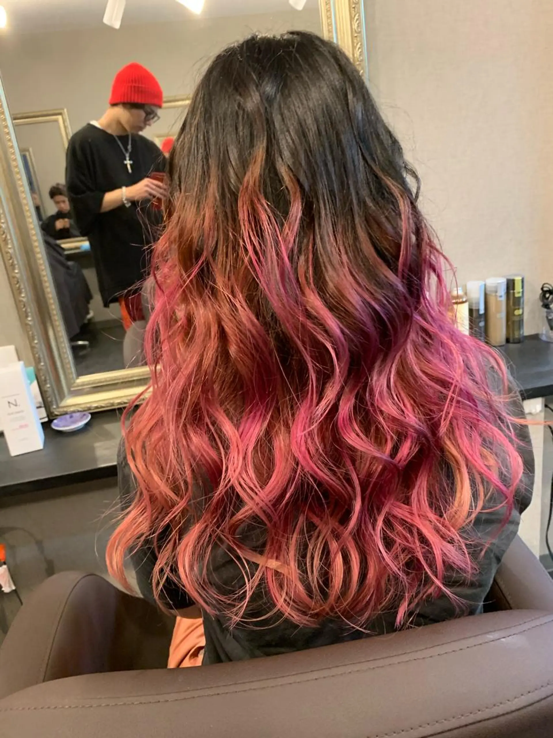 セミロング アッシュ ハイライト レイヤーカット ヘアカラー トリートメント Selene hair OSAKAのヘアスタイル