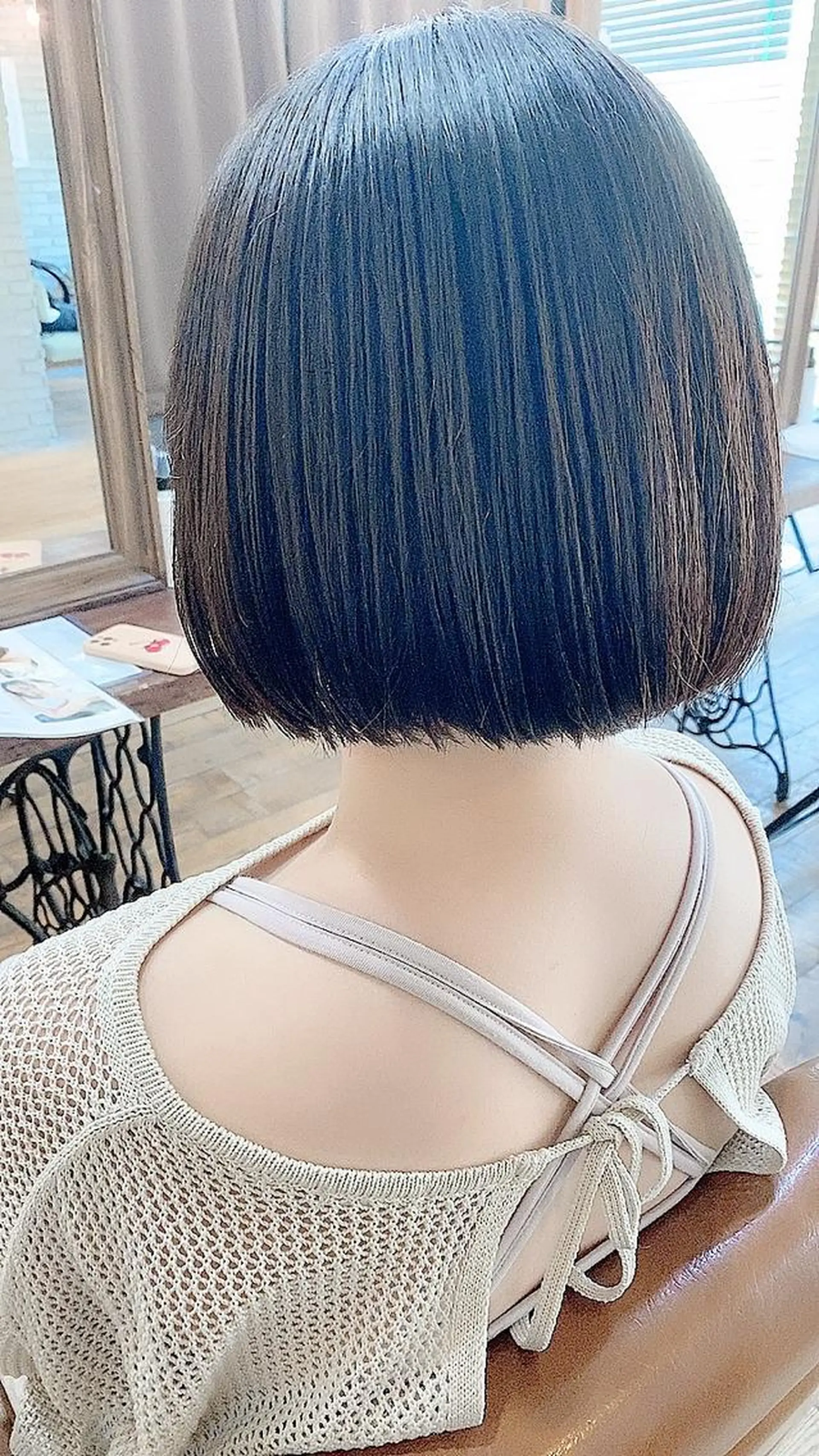 ショート ネイル ワンレンボブ ボブ 縮毛矯正 國分 伸也のヘアスタイル