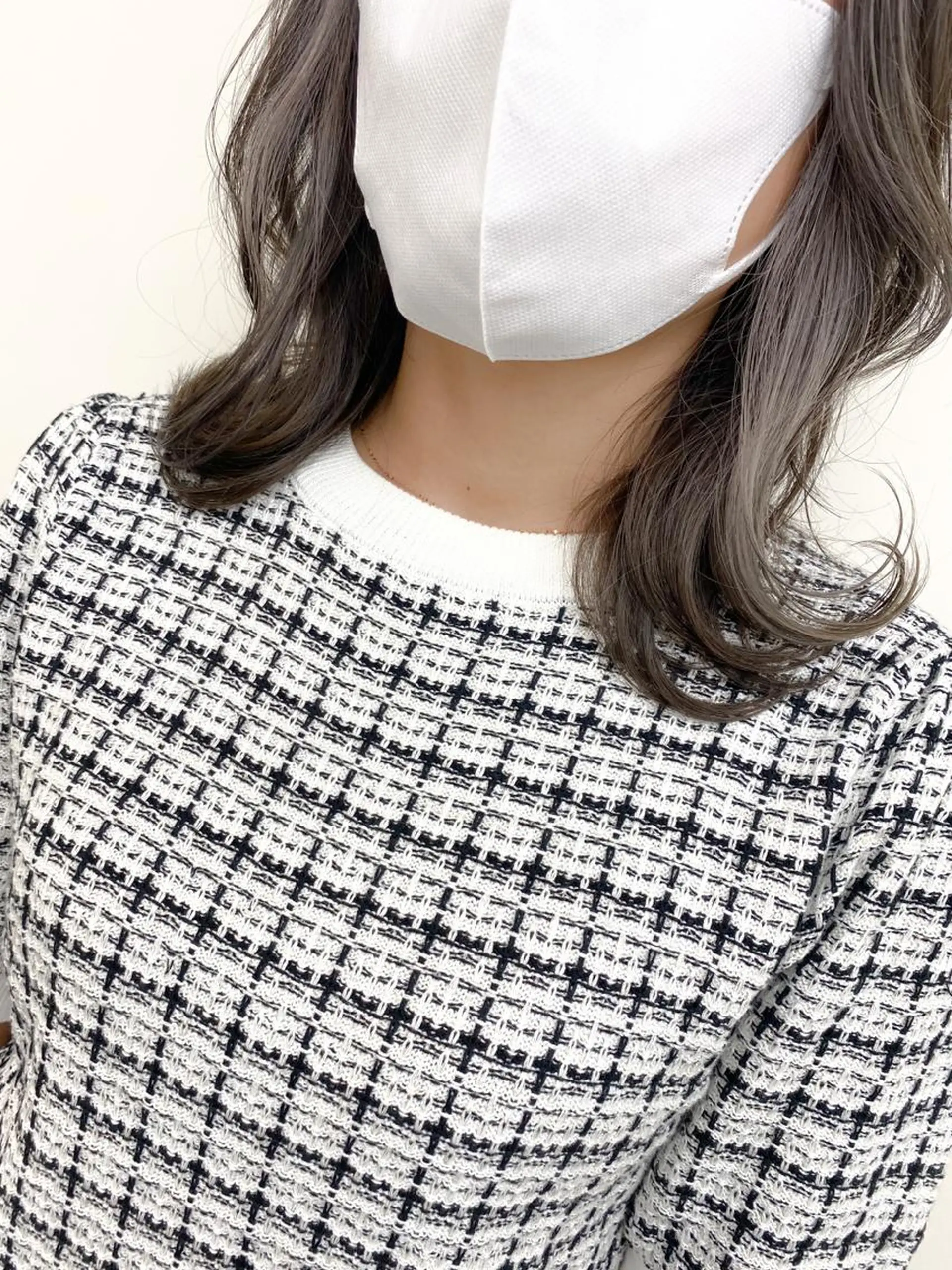 ミディアム カラー ミストバング ブリーチ デザインカラー イヤリングカラー  フェイスフレーミング ヘアカラー トリートメント 丹羽 隼人/髪質改善 /韓国ヘア🇰🇷のヘアスタイル