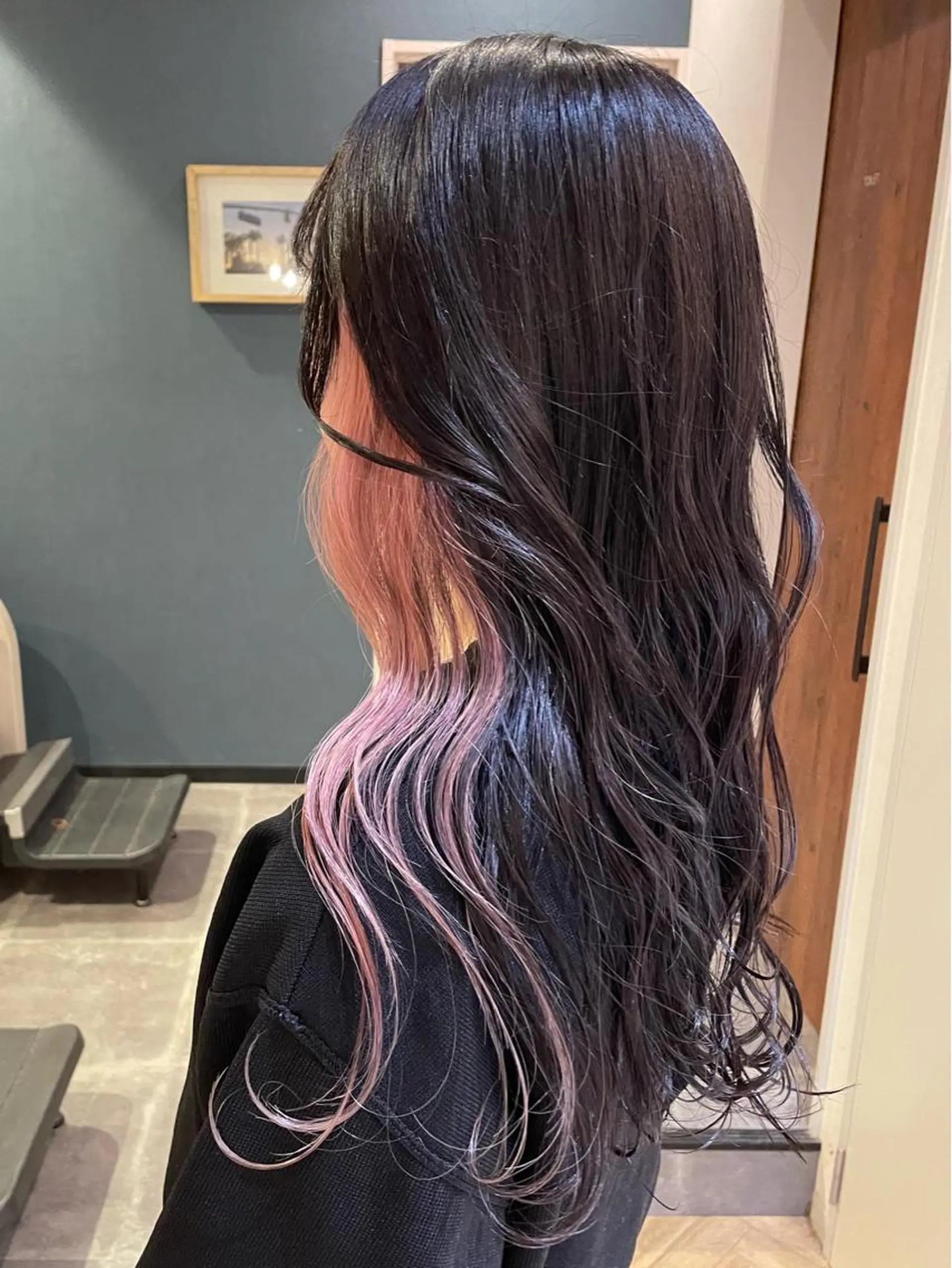 ロング カラー ベージュカラー ブリーチ ピンクカラー ピンクベージュ ヘアカラー 市川 澪のヘアスタイル
