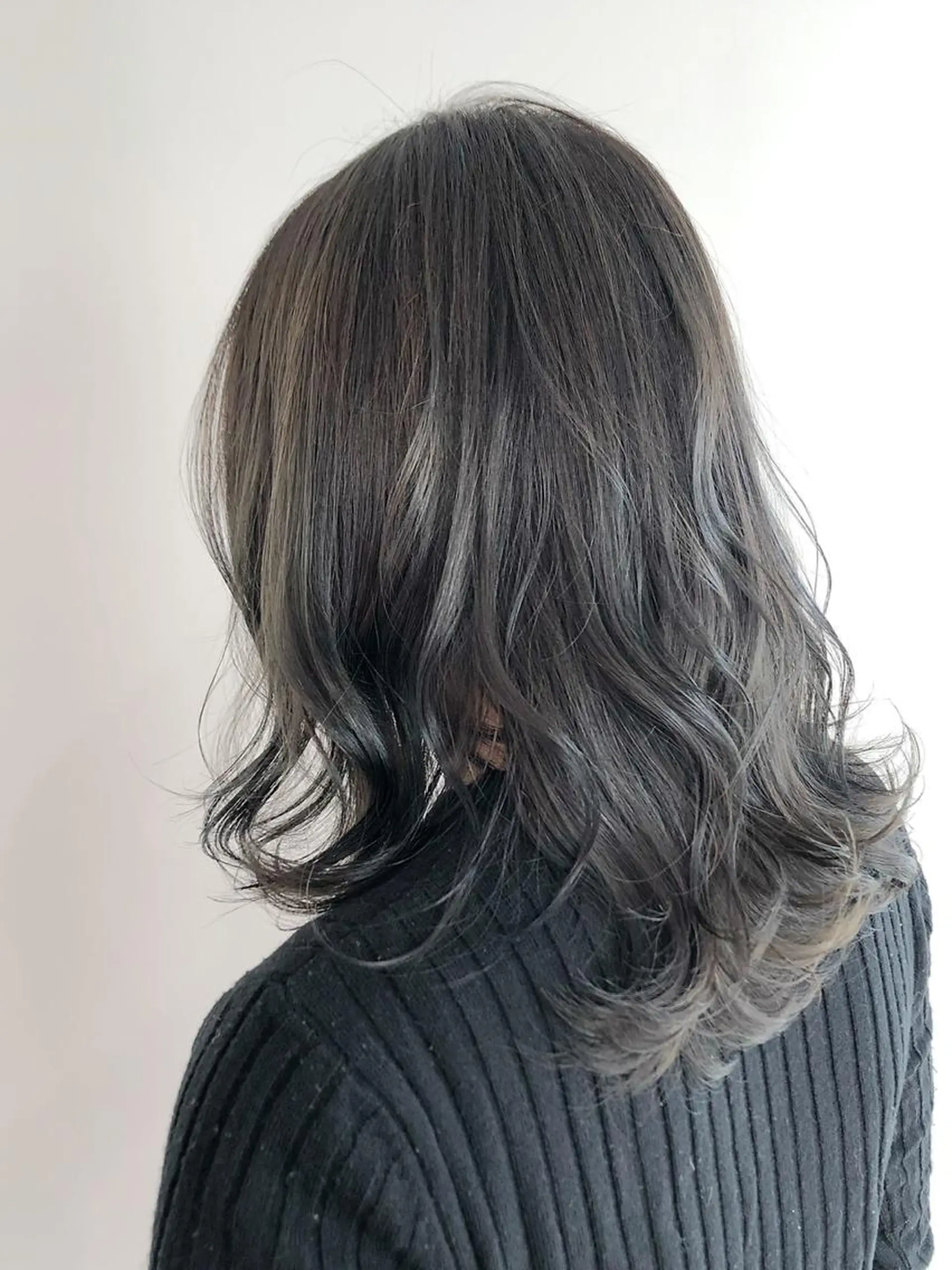 ミディアム カラー パーマ ヘアアレンジ メンズパーマの巨匠 鈴木純のヘアスタイル