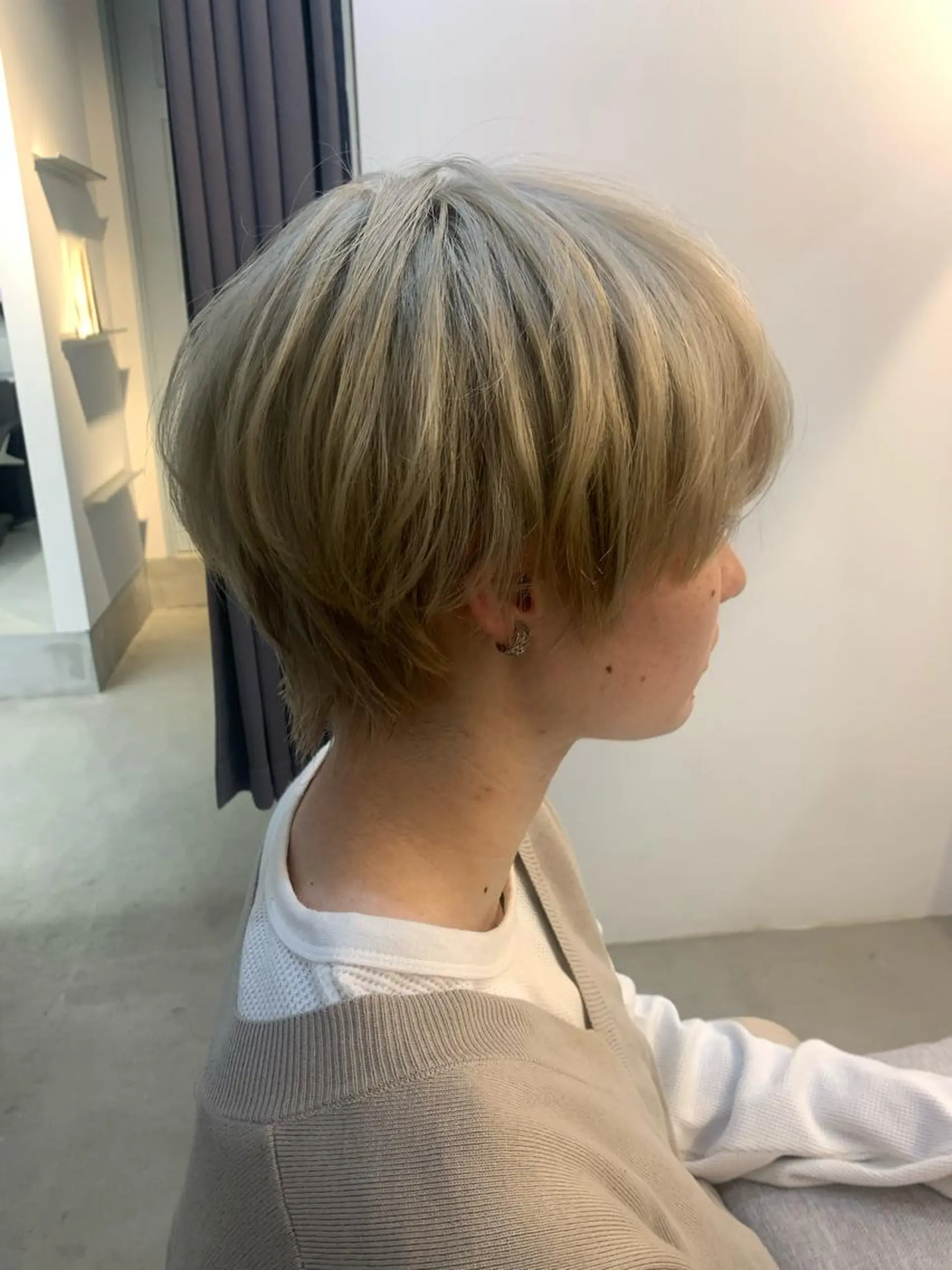 ショート leben serikaのヘアスタイル