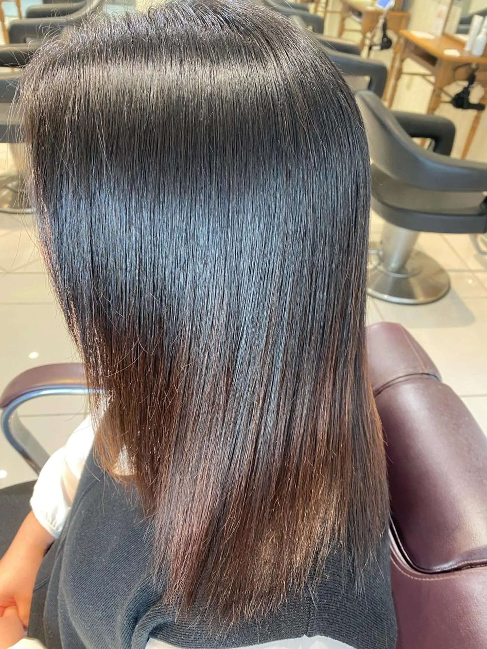 セミロング 伸ばしかけ 髪質改善 トリートメント 酸性ストレート 酸熱トリートメント 縮毛矯正 ✨美髪矯正の専門家✨ 髪質改善 松村のヘアスタイル