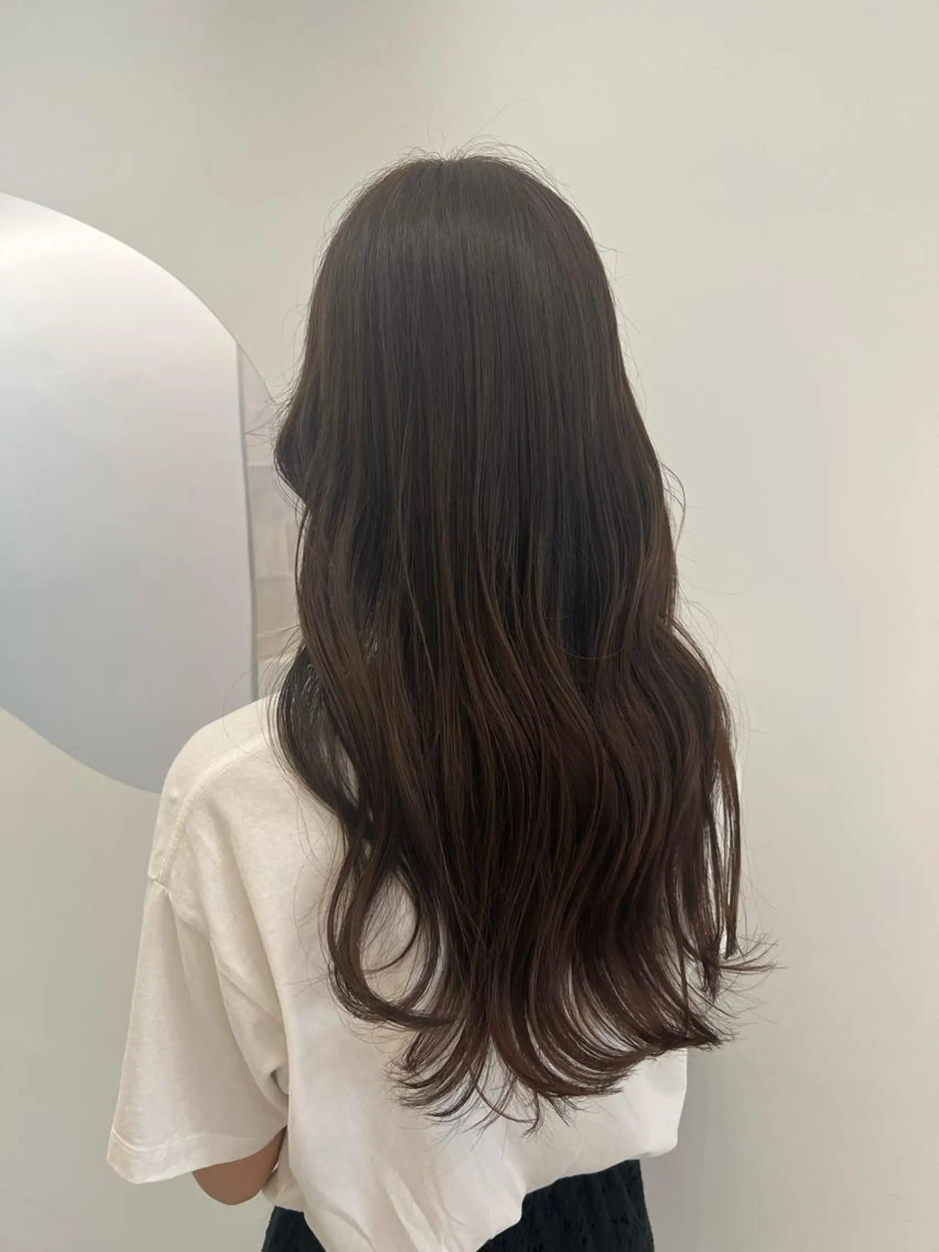 ロング カラー ブリーチ ブラウンカラー 透明感カラー ブリーチなしカラー 韓国風ヘア ヘアカラー トリートメント 韓国ヘア☁️ mitsukiのヘアスタイル