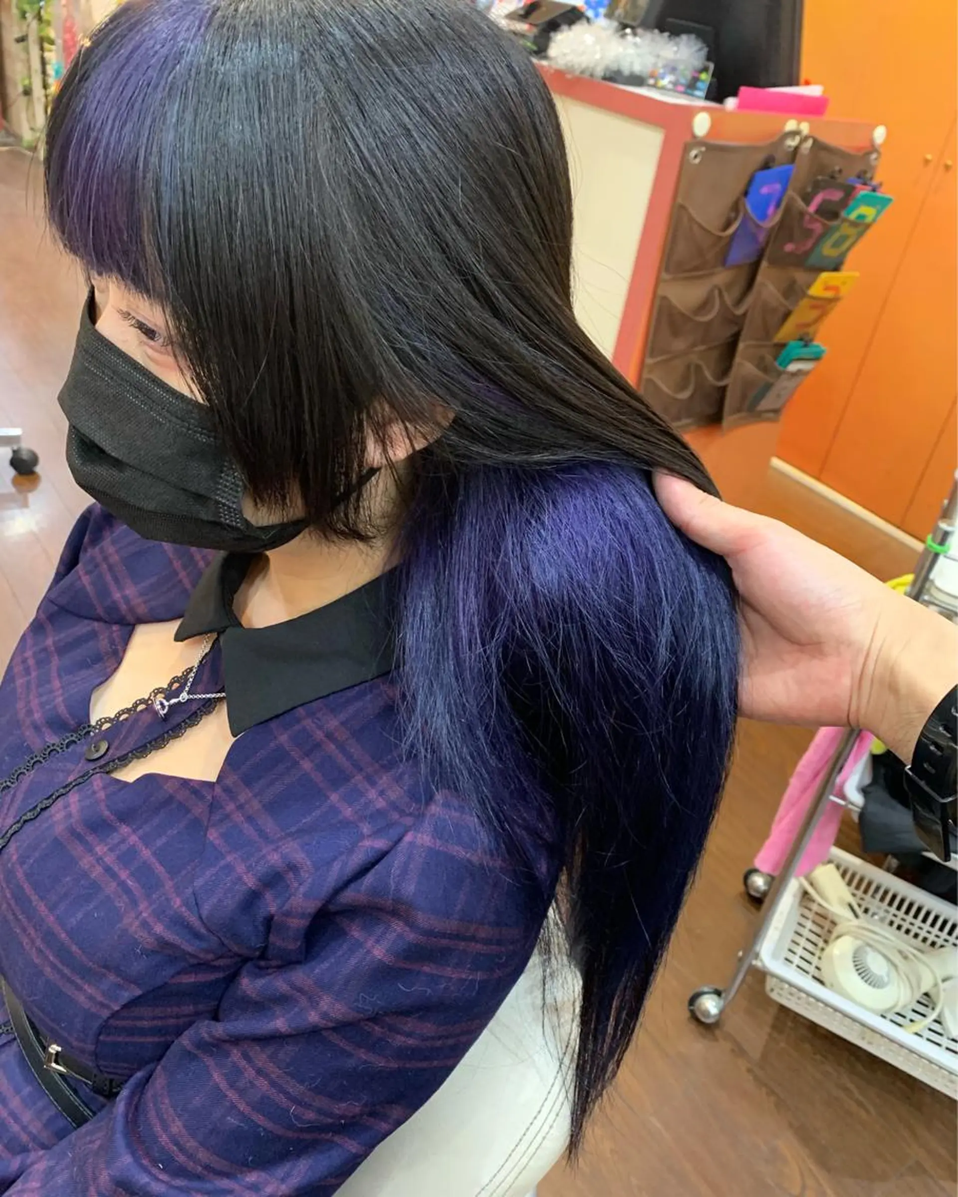 ロング カラー ヘアアレンジ ブルーカラー ブルーパープル パープルカラー 今村公介 ブリーチ特化、派手髪のヘアスタイル