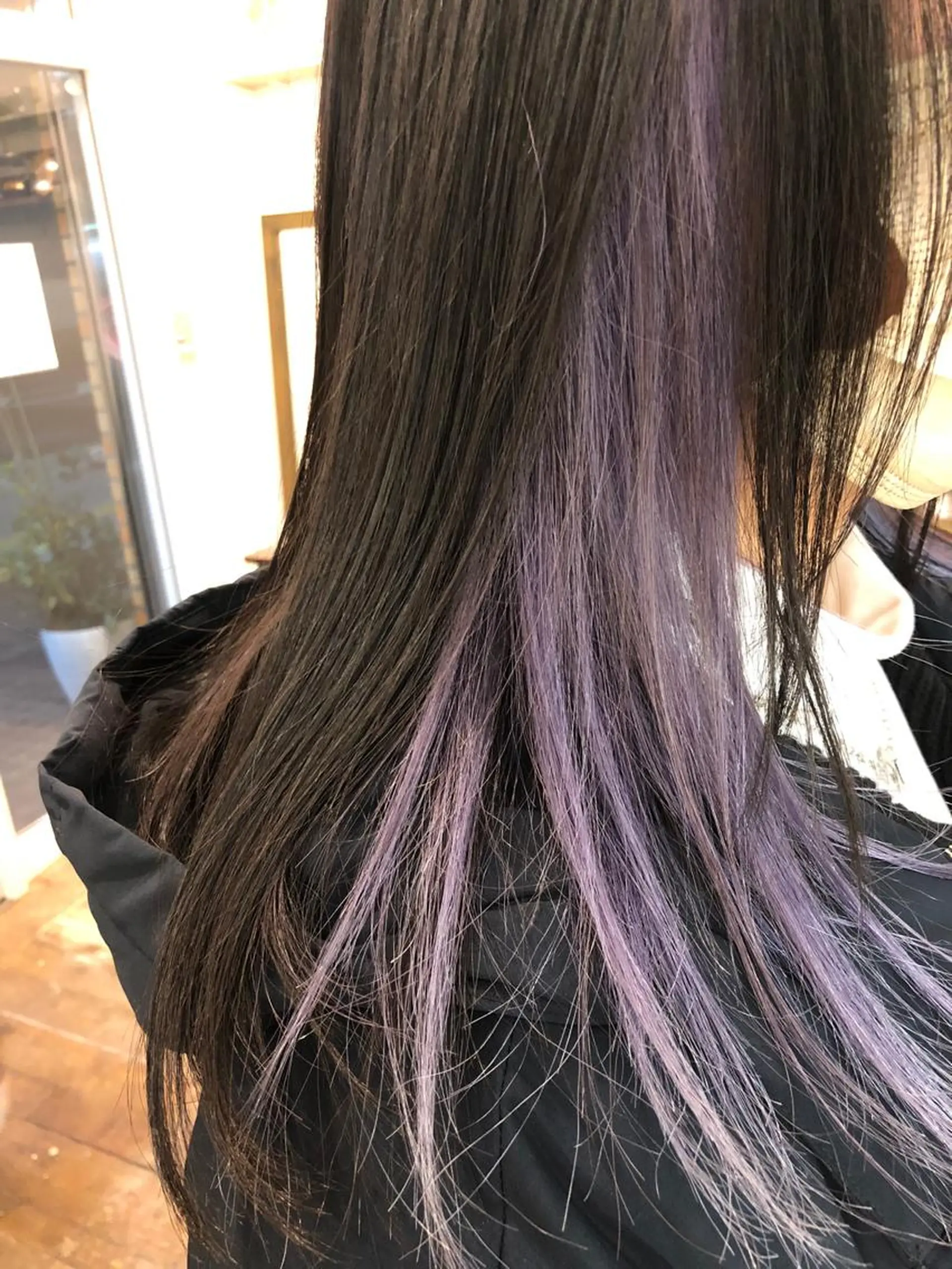 ロング カラー 山崎 和花のヘアスタイル