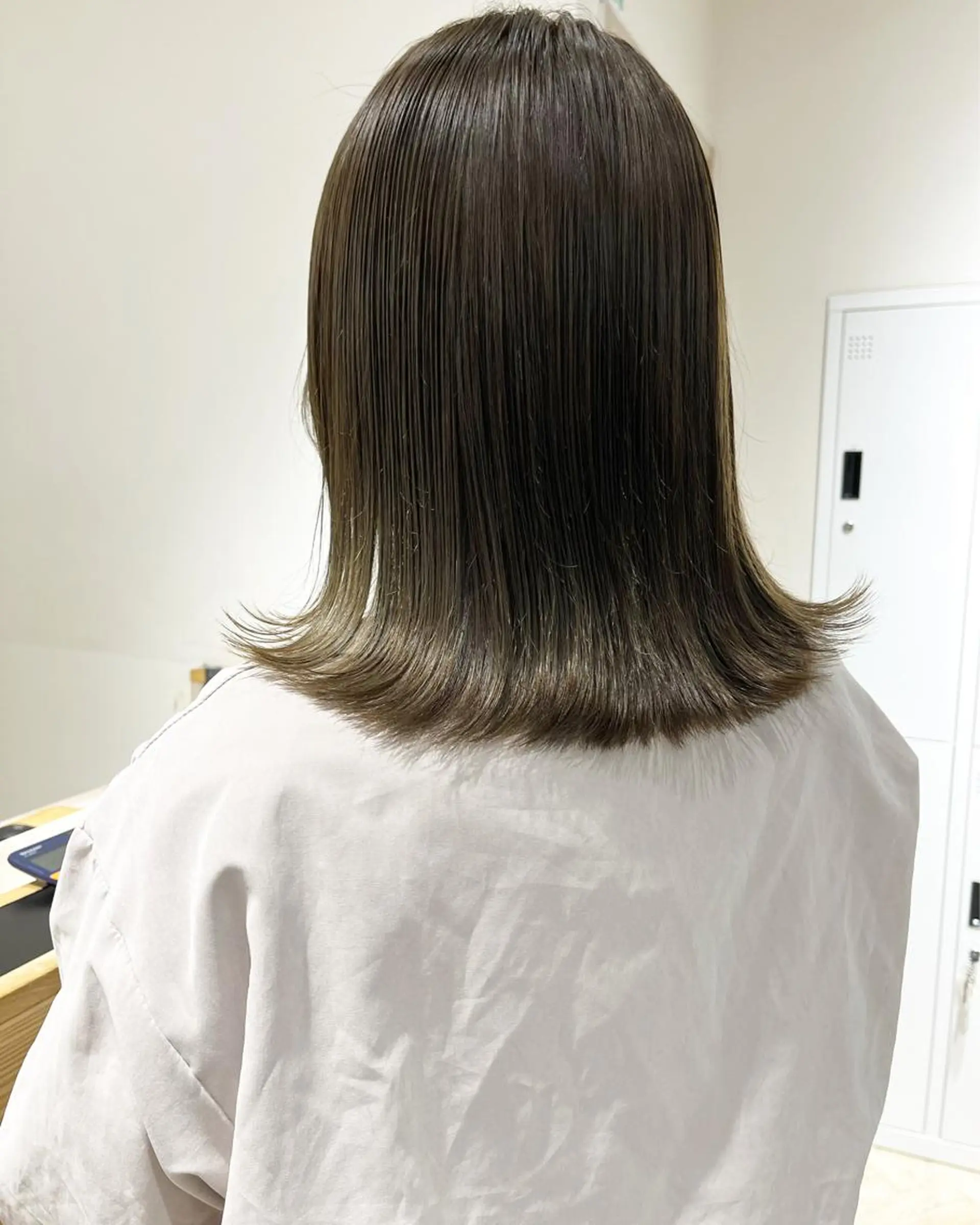 セミロング カラー ヘアアレンジ カット ヘアカラー トリートメント ヘアセット 🌷ボブ/髪質改善 ストレートのヘアスタイル