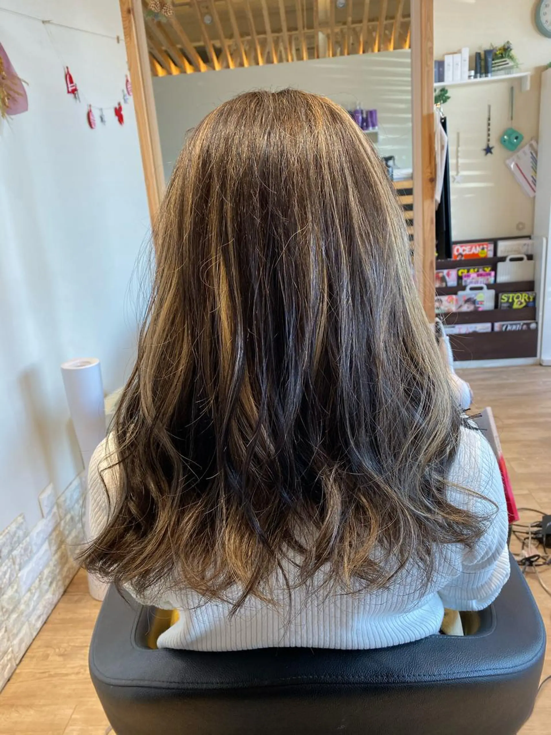 ロング カラー 関口 友行のヘアスタイル