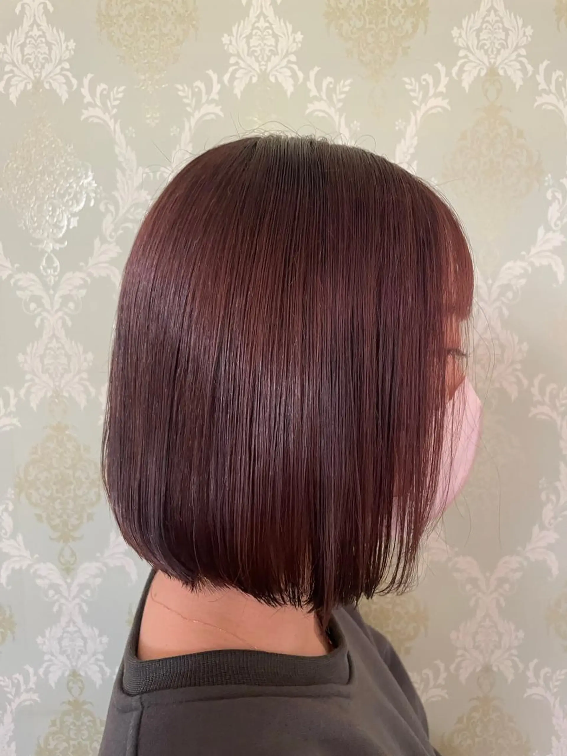 ショート カラー ブラウンカラー ピンクカラー ピンクブラウン ボブ EARTH中島 秋桜久のヘアスタイル