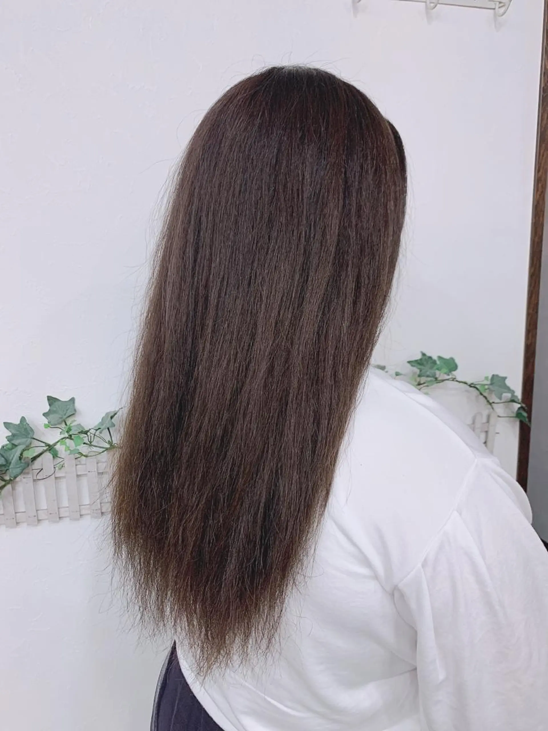 ロング カラー 安藤 まどかのヘアスタイル