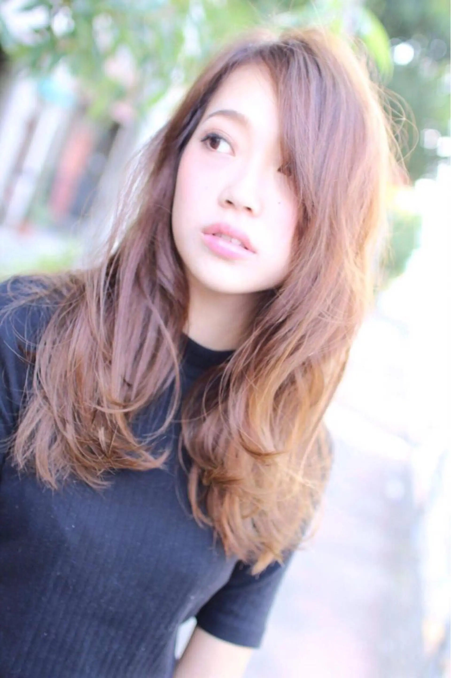 ロング カラー パーマ レイヤーカット うざバング ✖️リーアキト LEEAKITO✖️のヘアスタイル