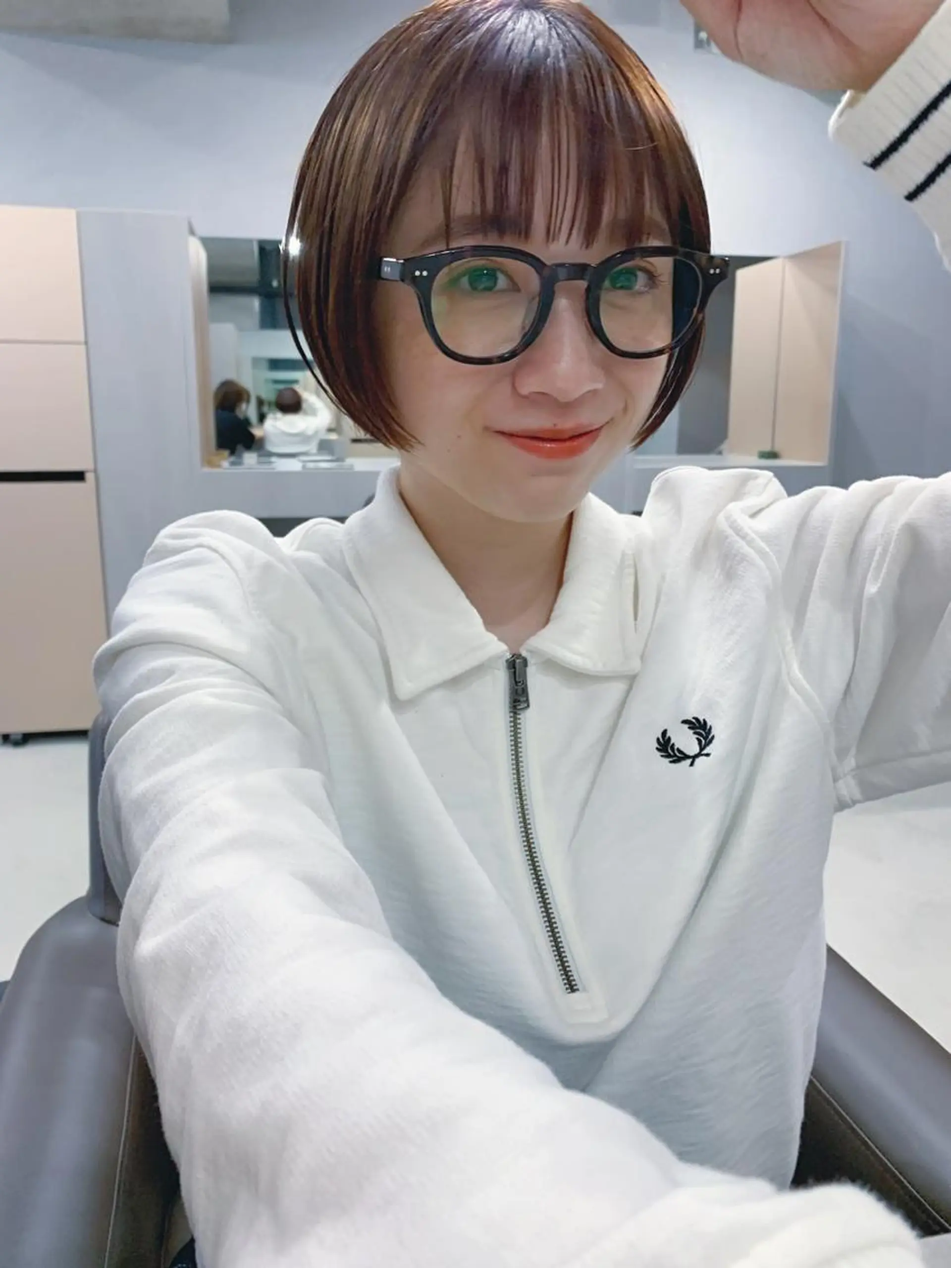 ショート カラー ボブパーマコテ巻き風 パーマNo1深江秀平のヘアスタイル