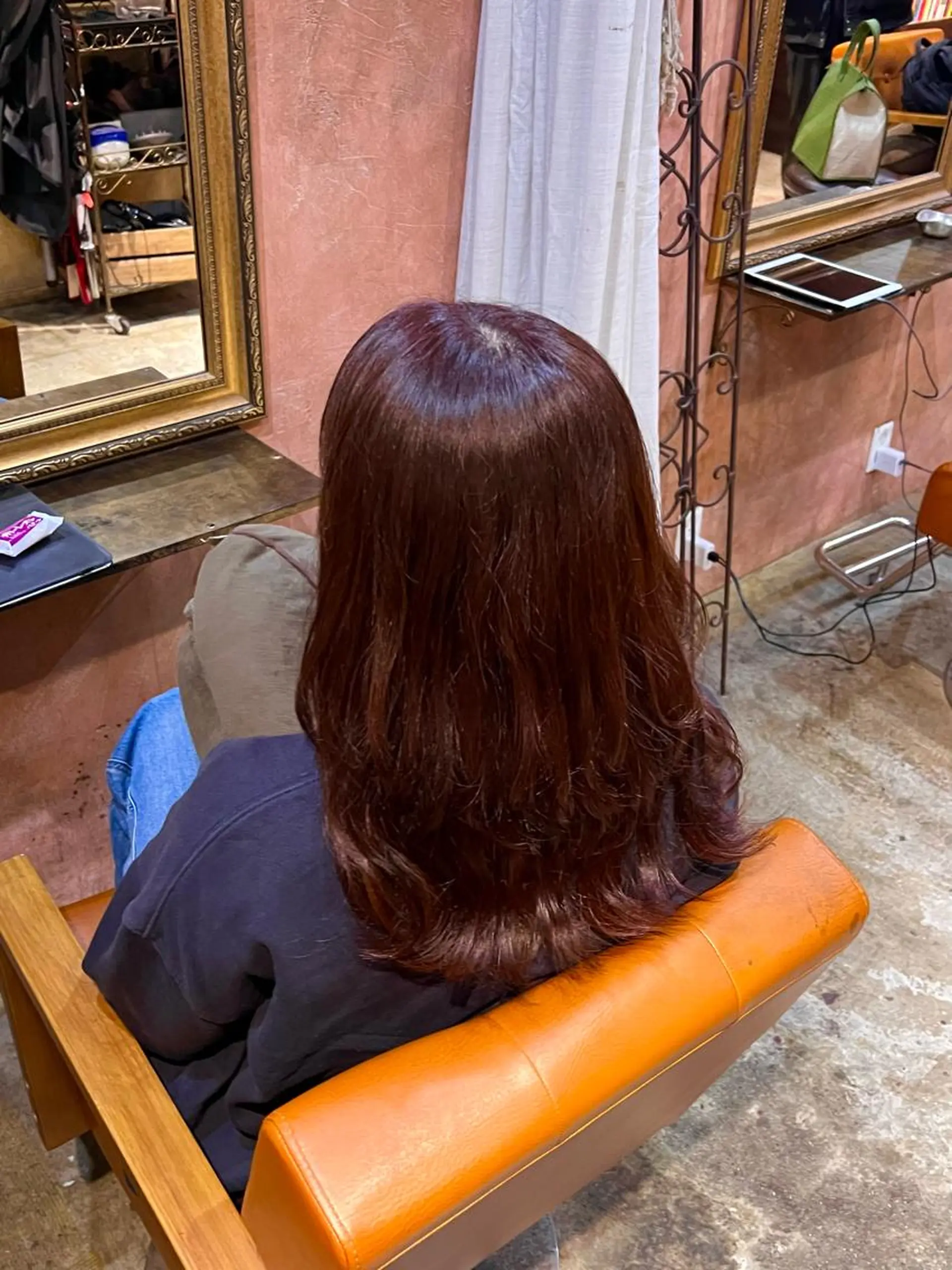 カラー ともざねゆか UniQ/岡山駅のヘアスタイル