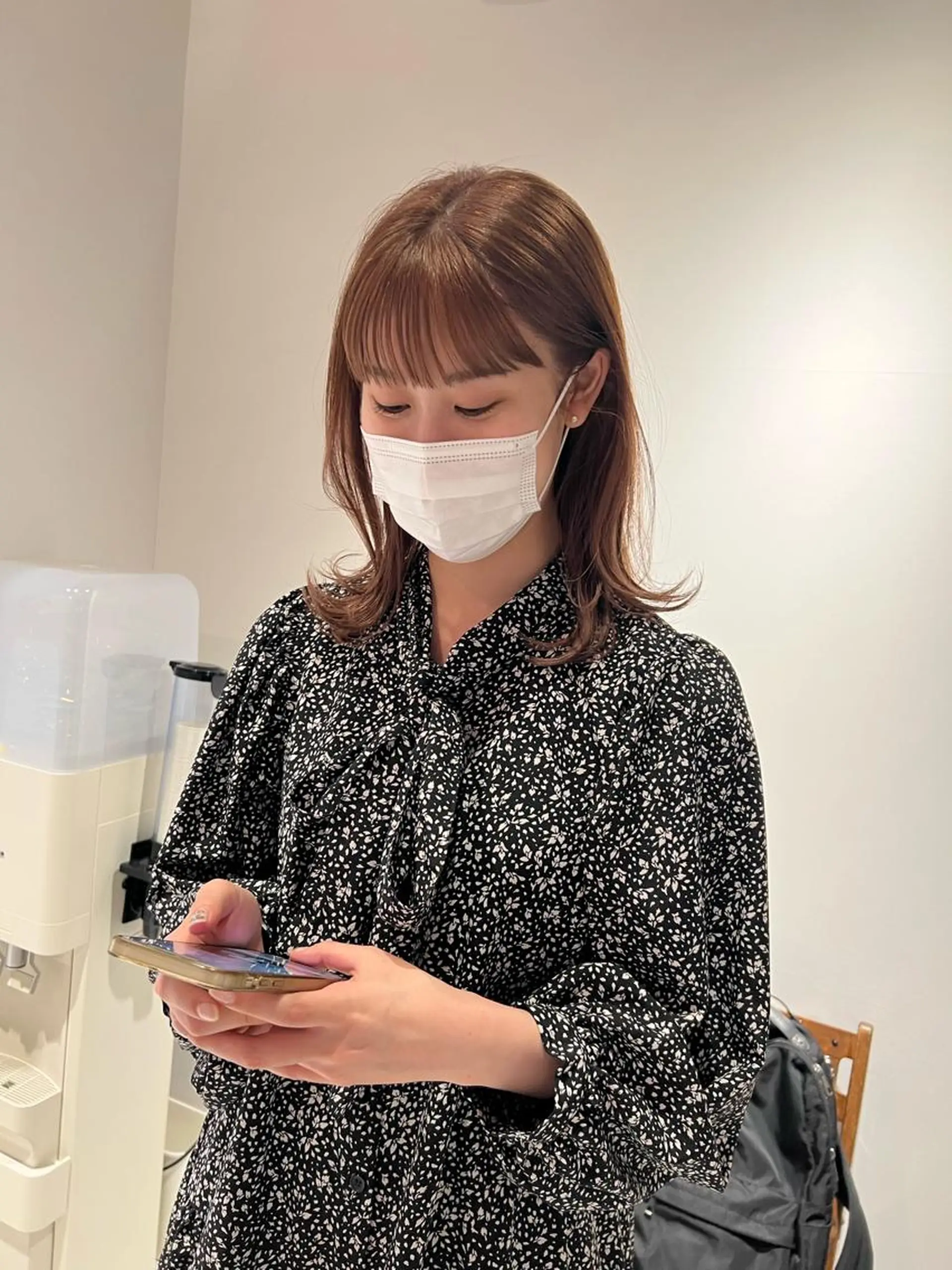 ミディアム カラー ベージュカラー ブリーチ ダブルカラー ブリーチなしカラー io濱川 遥のヘアスタイル