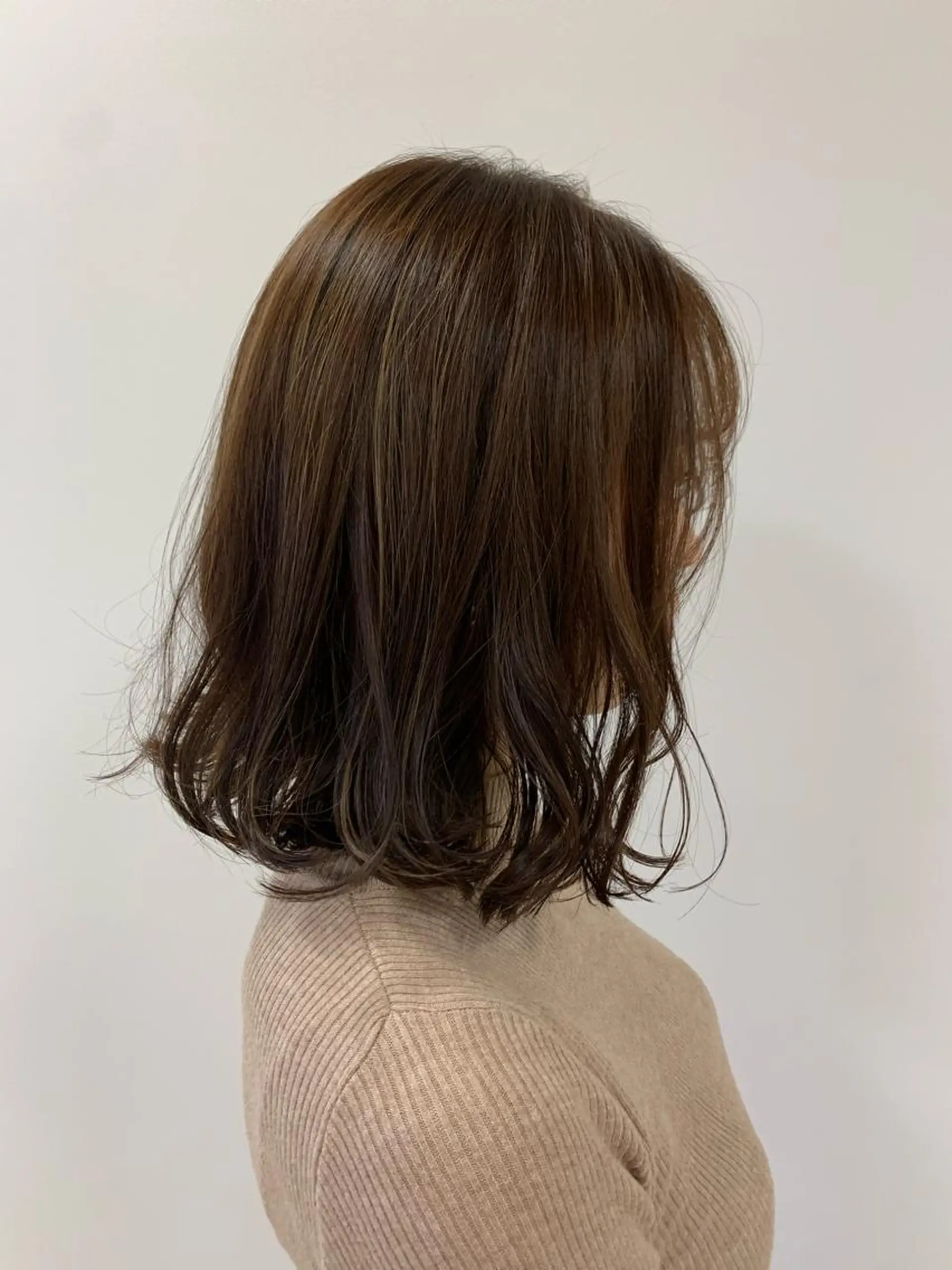 ショート カラー ハイライトカラー ハイライト 顔まわりカット✄ ベージュカラー🧸のヘアスタイル