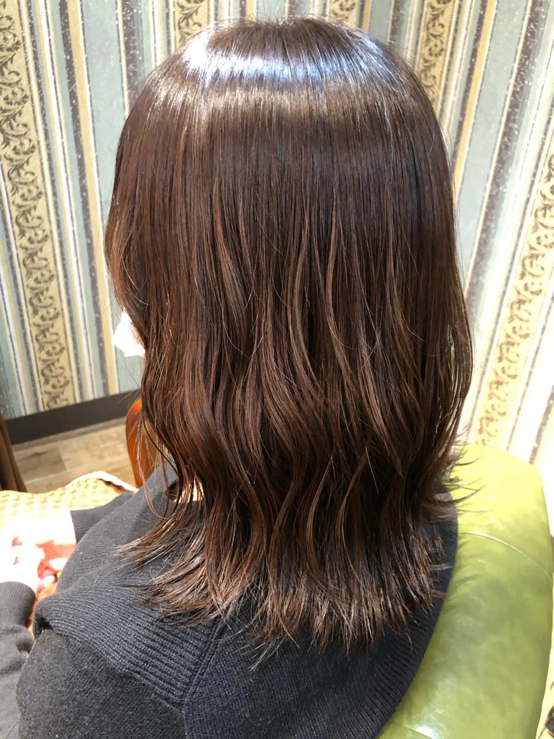 セミロング カラー ヘアカラー トリートメント 佐藤 美幸のヘアスタイル