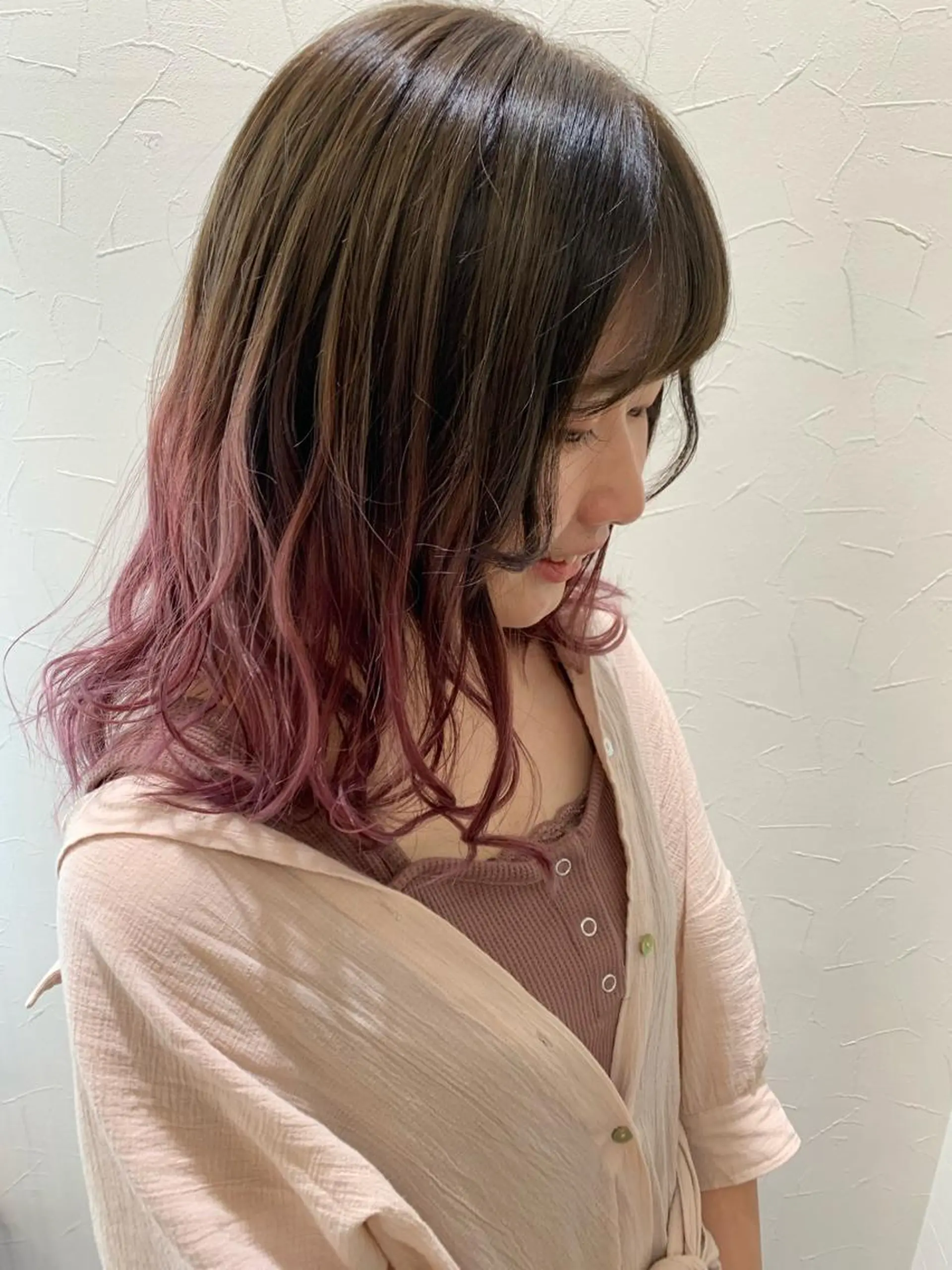 ロング カラー グラデーションカラー ピンクカラー お悩み、似合わせ提案 将真のヘアスタイル