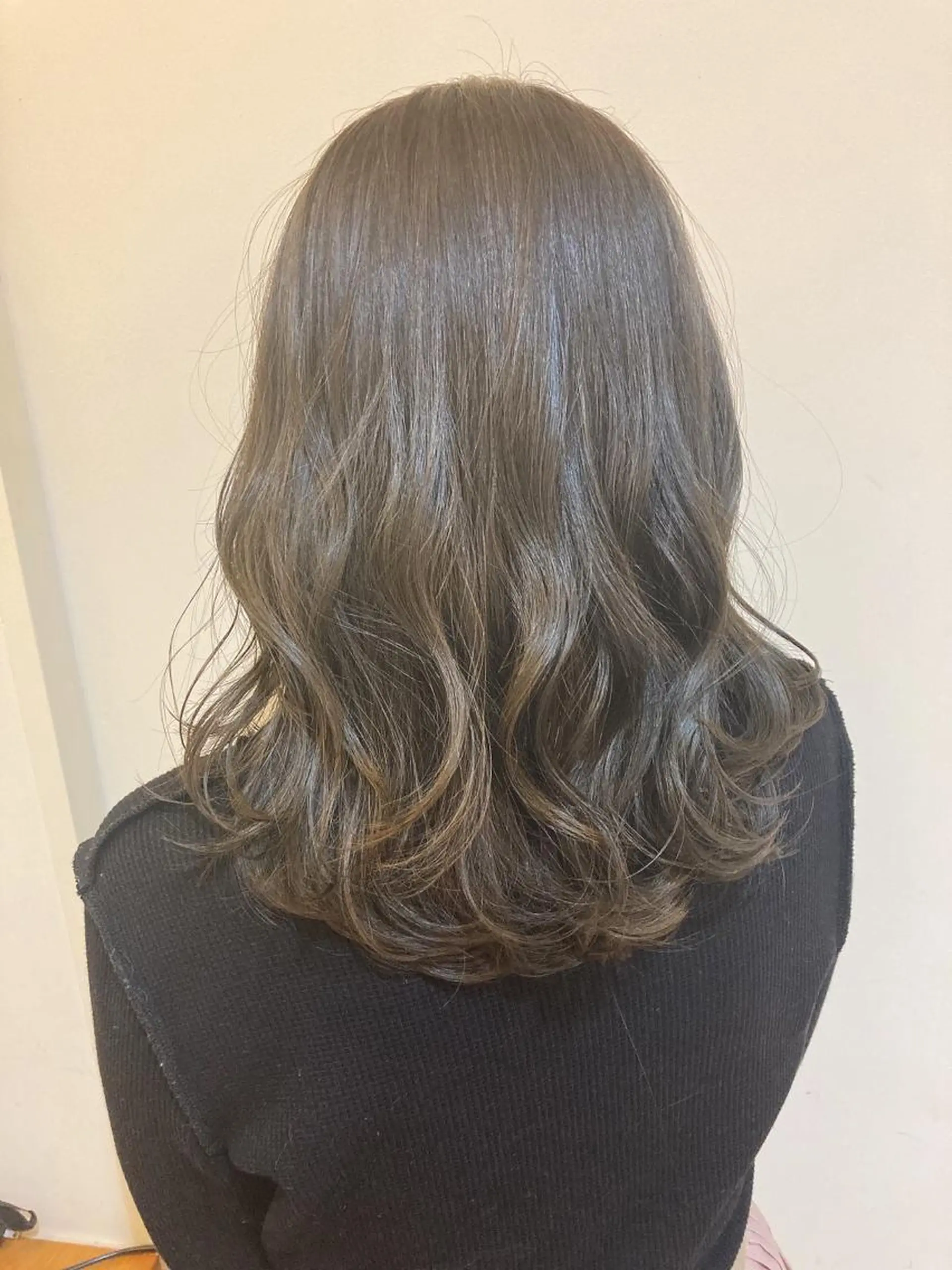 セミロング カラー ベージュカラー ペッツ本店 スタイリスト増田ゆきのヘアスタイル