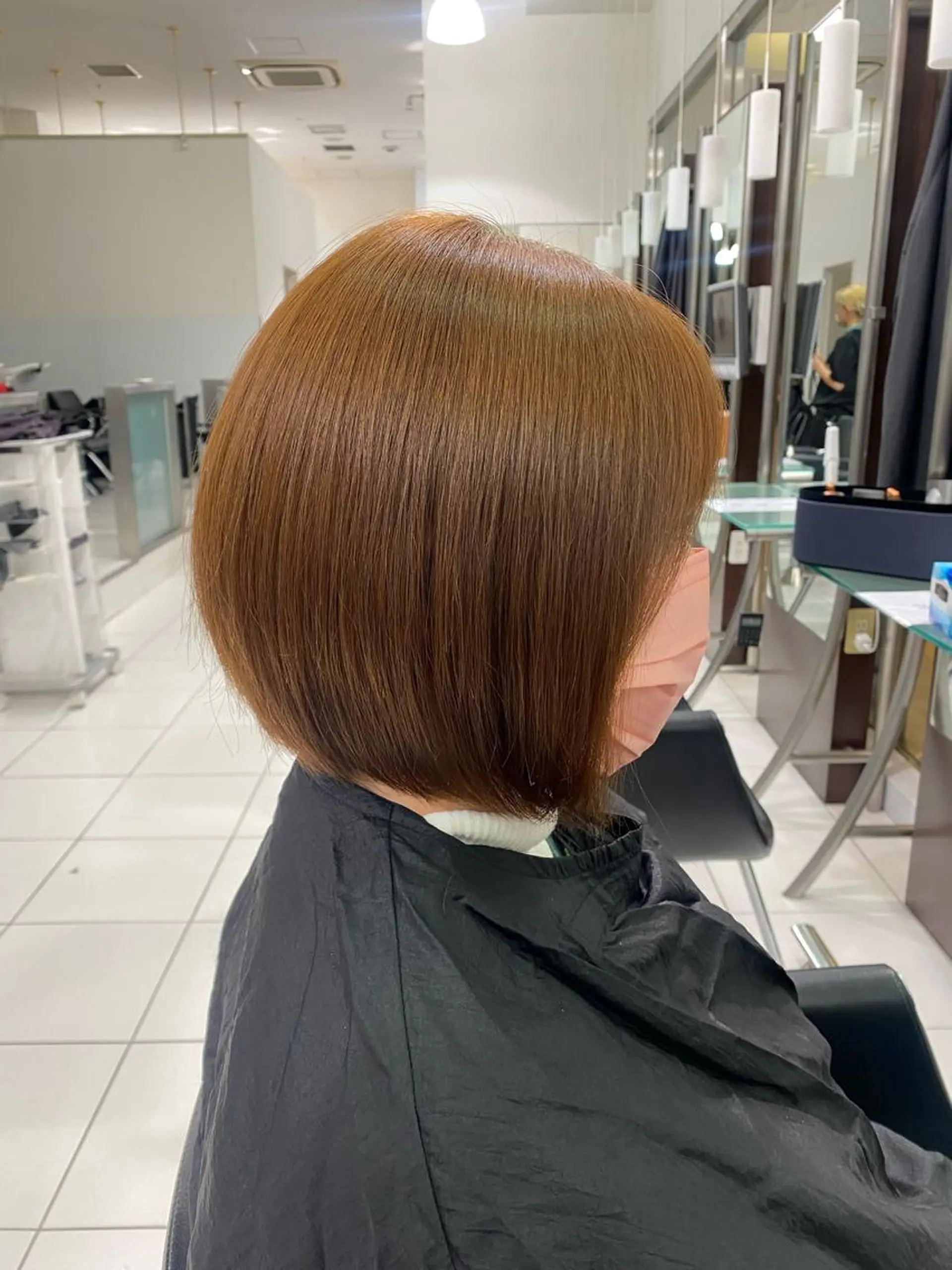 ミディアム 大根 凜子のヘアスタイル