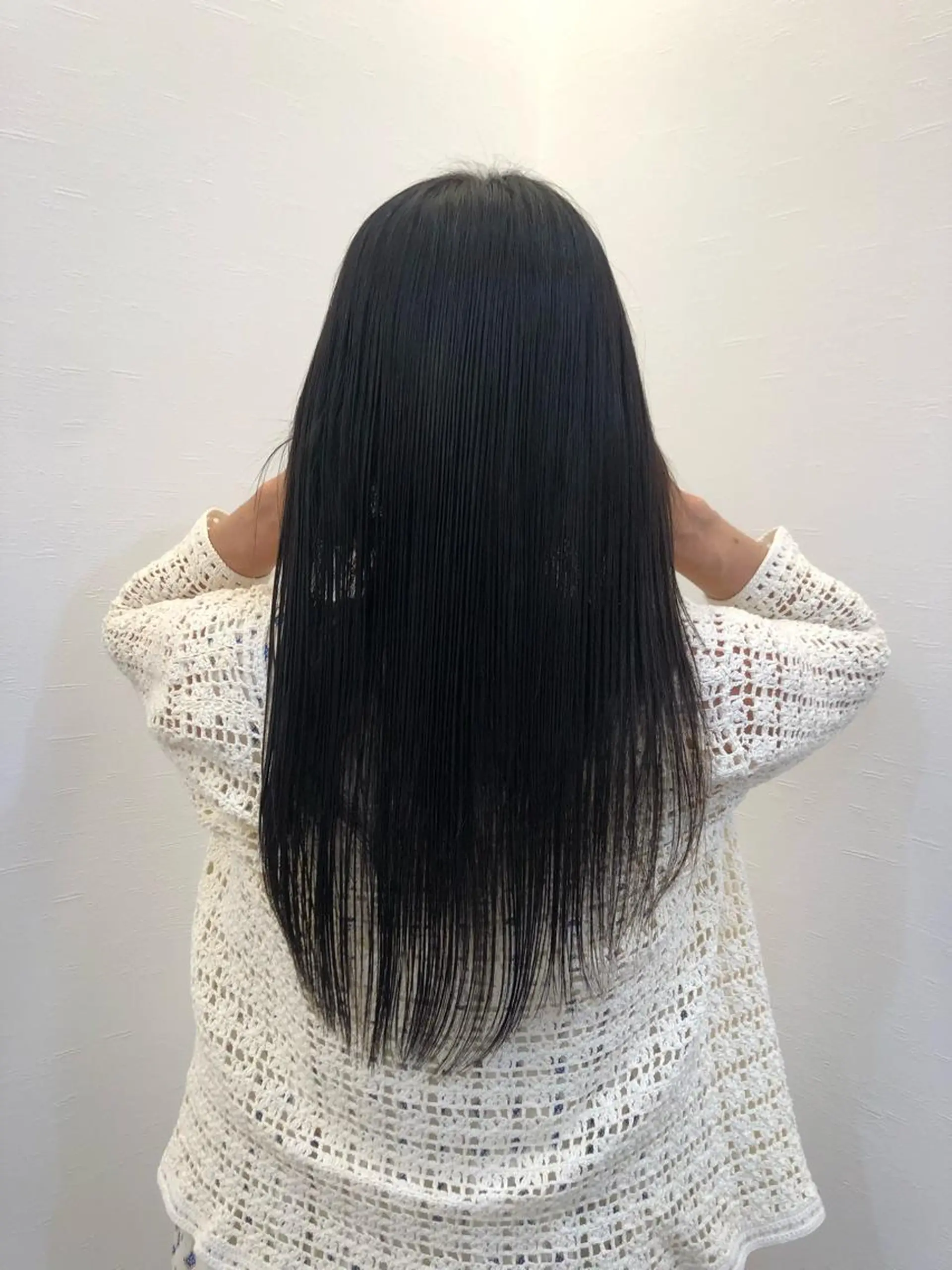 ロング ツノガイ エリのヘアスタイル