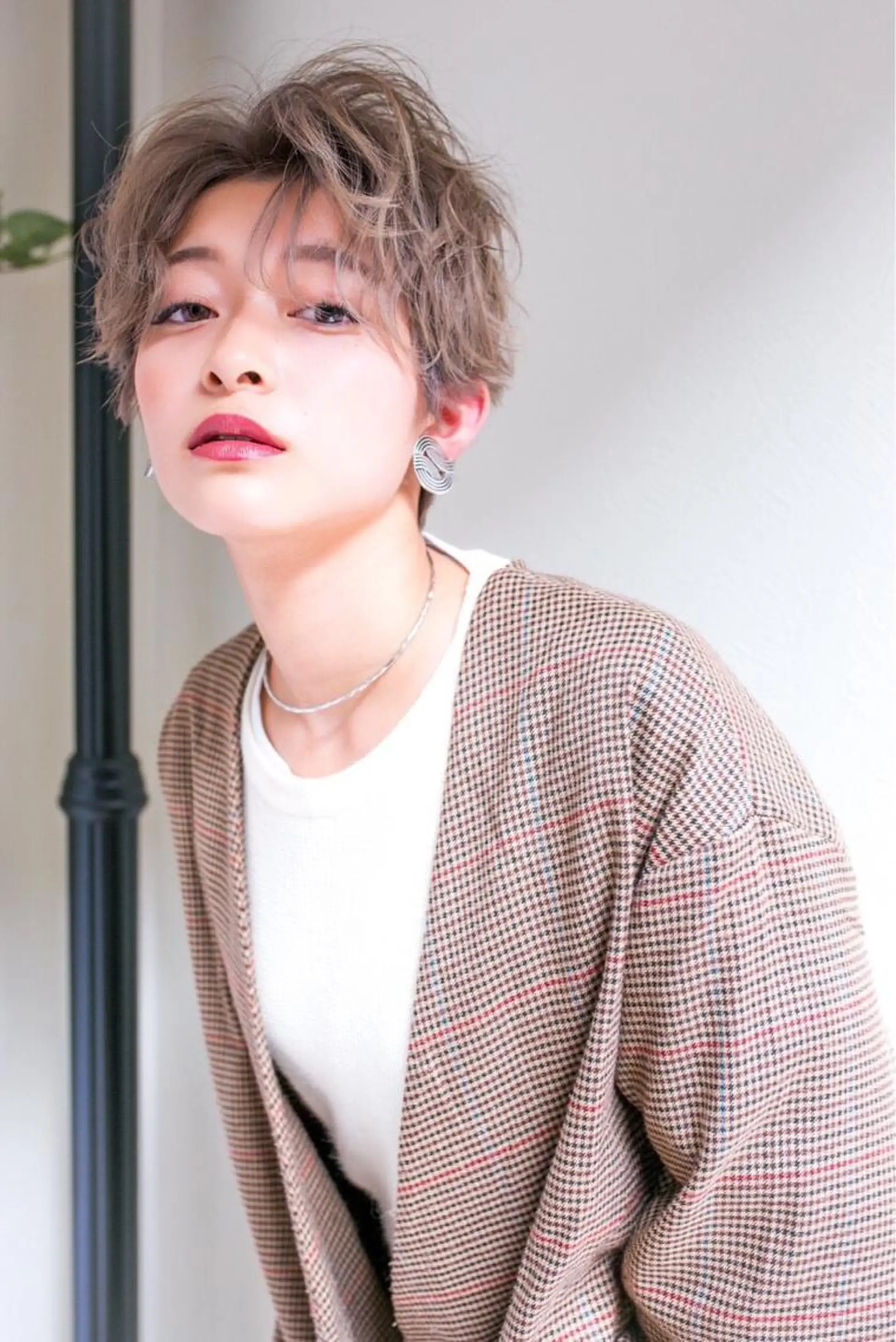 ショート カラー パーマ ベージュカラー ショートヘア カット パーマ トリートメント Lond re Maison.原宿のヘアスタイル