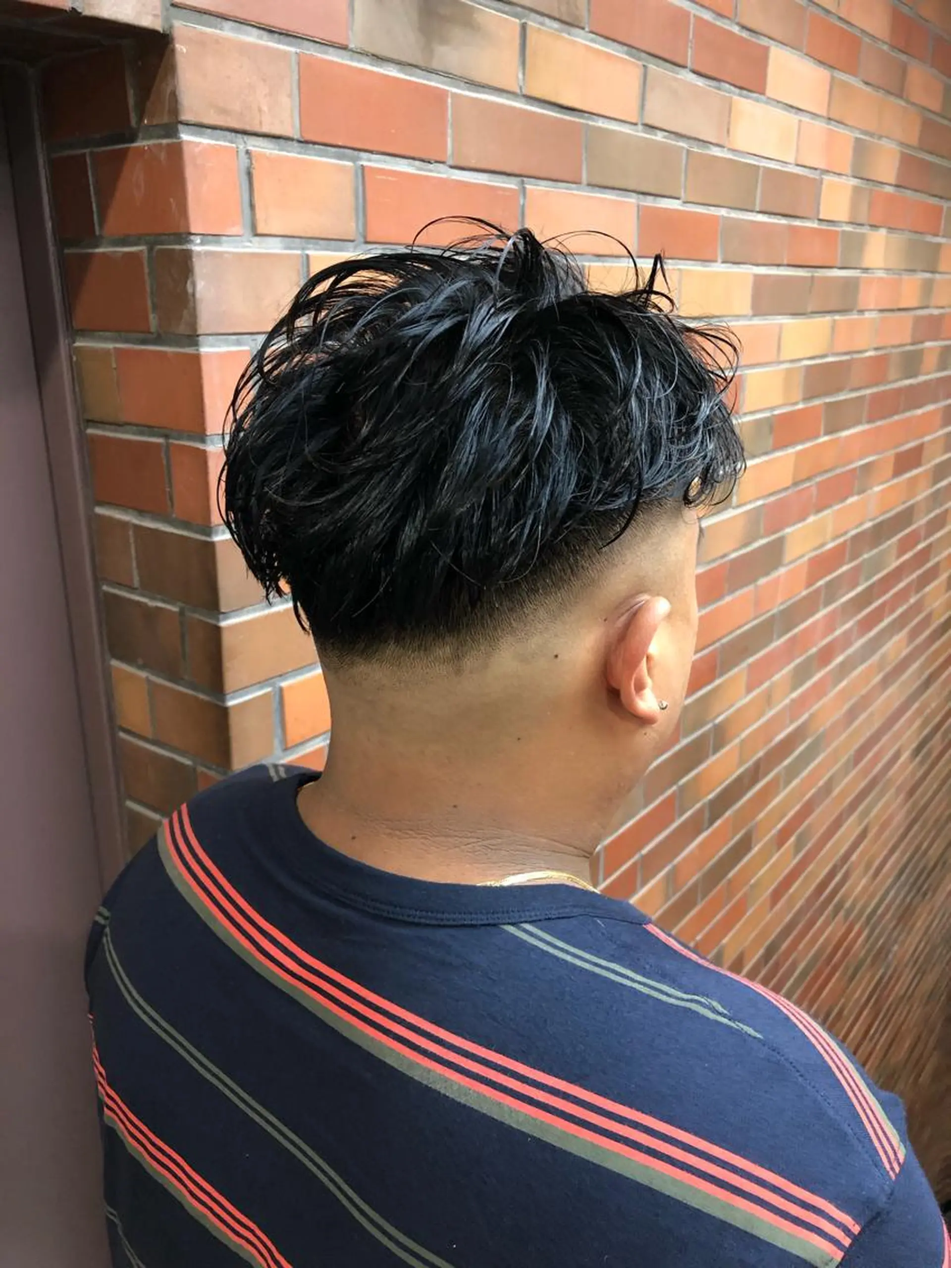 ショート メンズ フェードカット スキンフェード ⭐️TOSHIKI メンズパーマオタク⭐のヘアスタイル