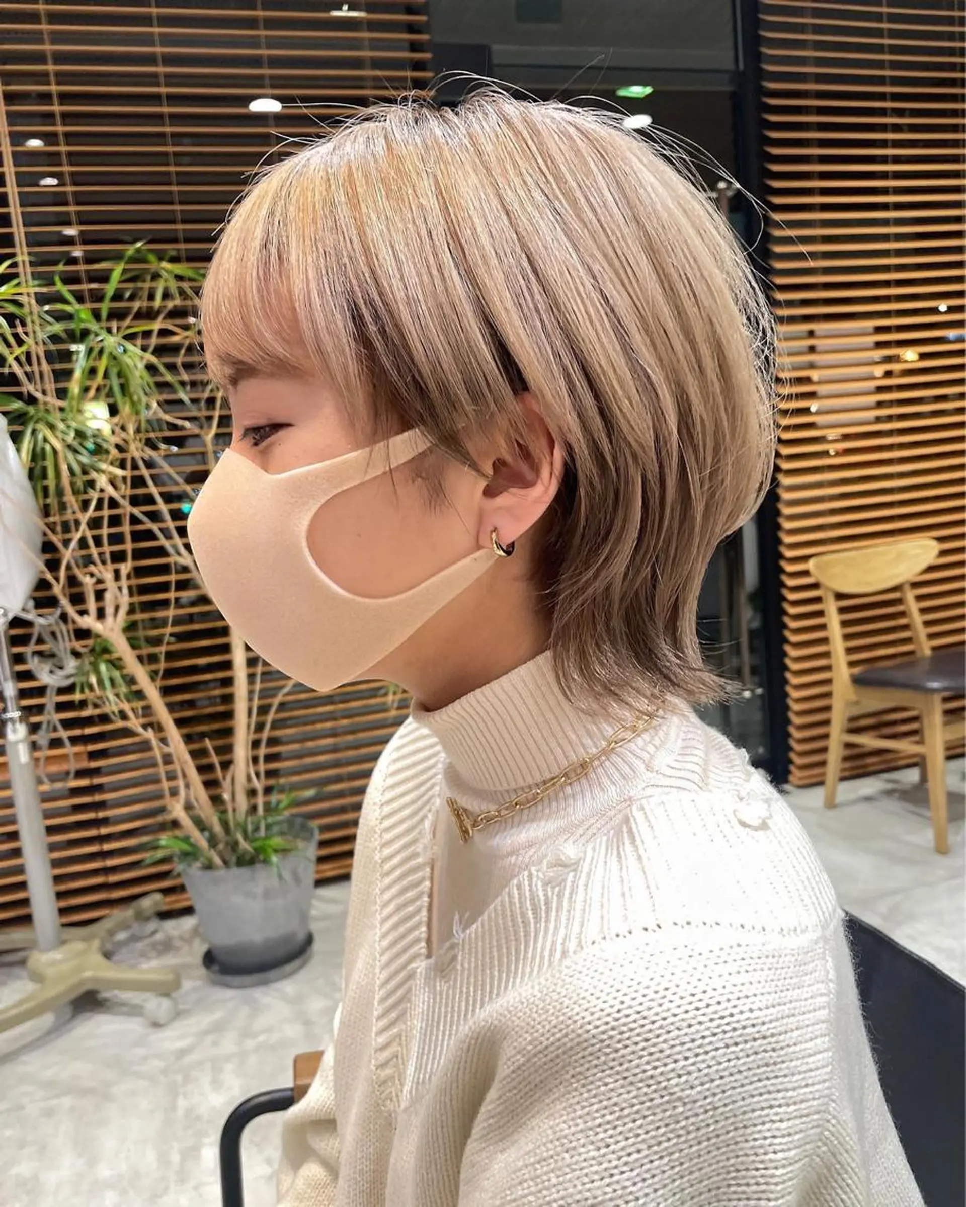 ショート カラー レイヤーカット ショートヘア ウルフカット ウルフレイヤー 似合わせ レイヤー須川のヘアスタイル