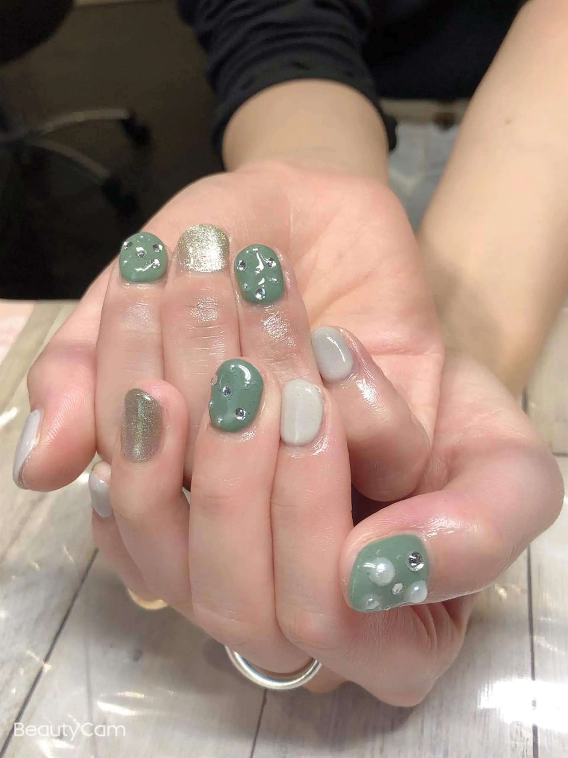 ネイル ✨アン ミユ✨のネイルデザイン