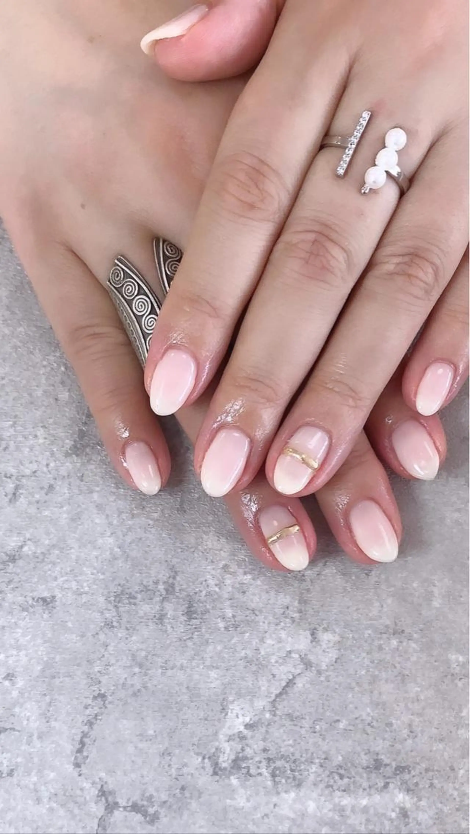 ネイル アートネイル オフィスネイル ワンカラーネイル ホワイト FASTNAIL PLUS 新宿店のネイルデザイン