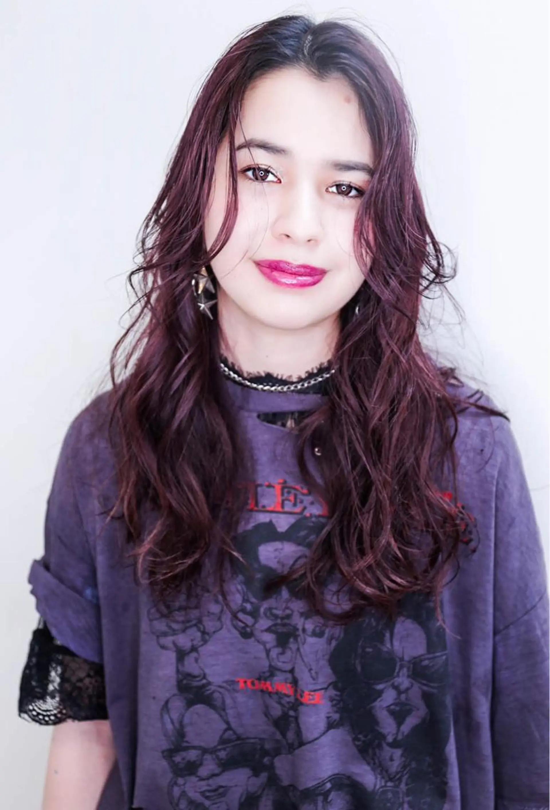 ロング カラー ウルフカット/吉村 桃子のヘアスタイル