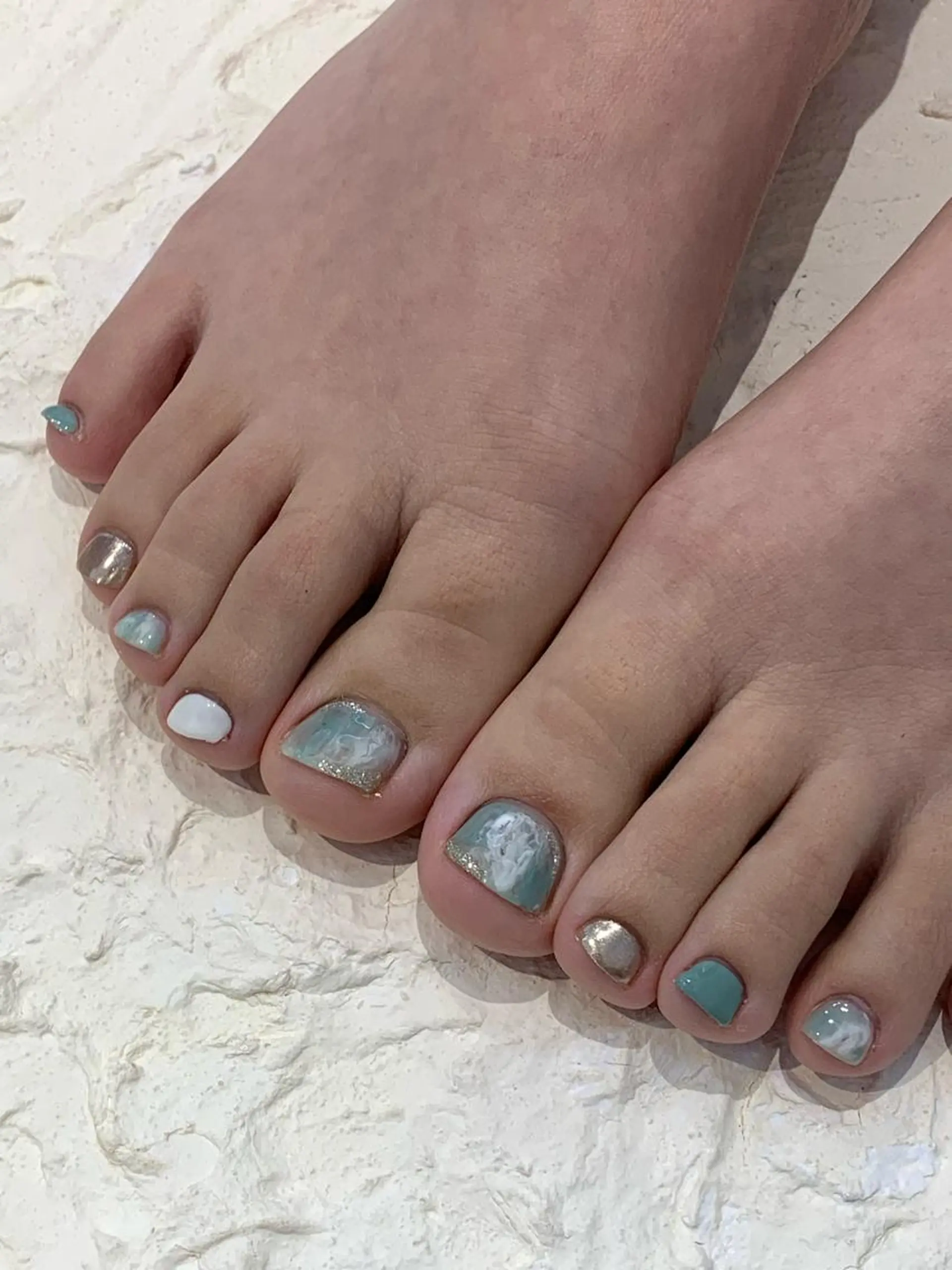 ネイル フットネイル マキノ ユイのネイルデザイン