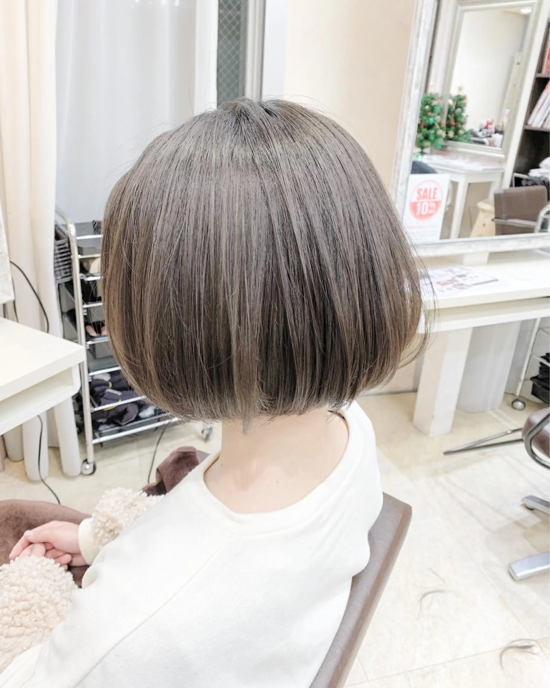 ショート カラー パーマ ヘアアレンジ メンズ キッズ ネイル マツエク・マツパ ボブ カット 角床直哉 カラーカットNO 1のヘアスタイル