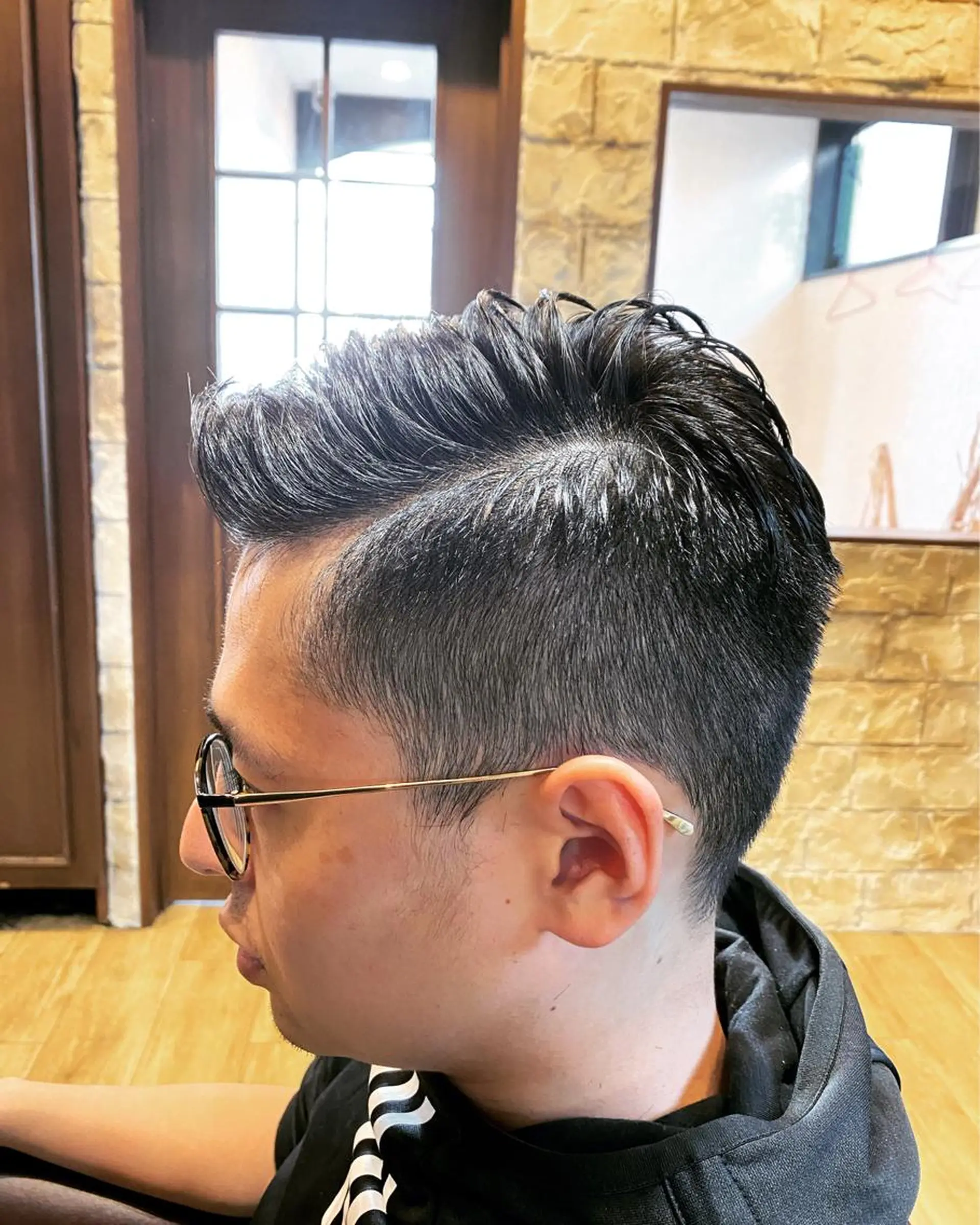 メンズ フェードカット メンズサロン AXLのヘアスタイル