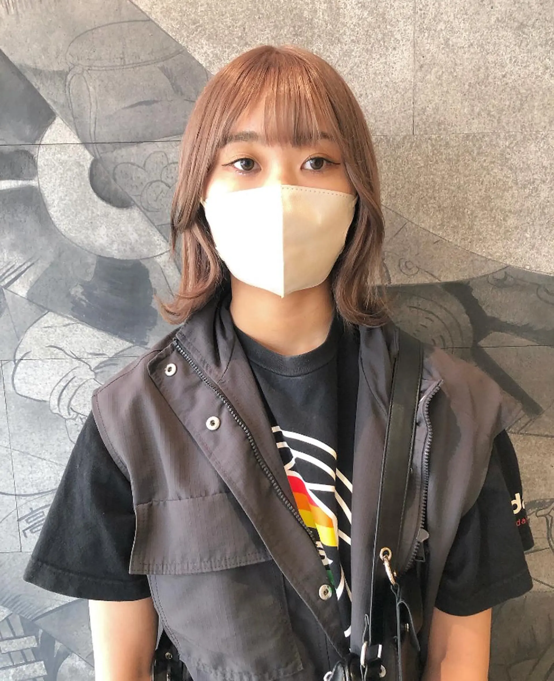 ショート カラー ブリーチ ピンクカラー AIRI 🐈‍⬛のヘアスタイル