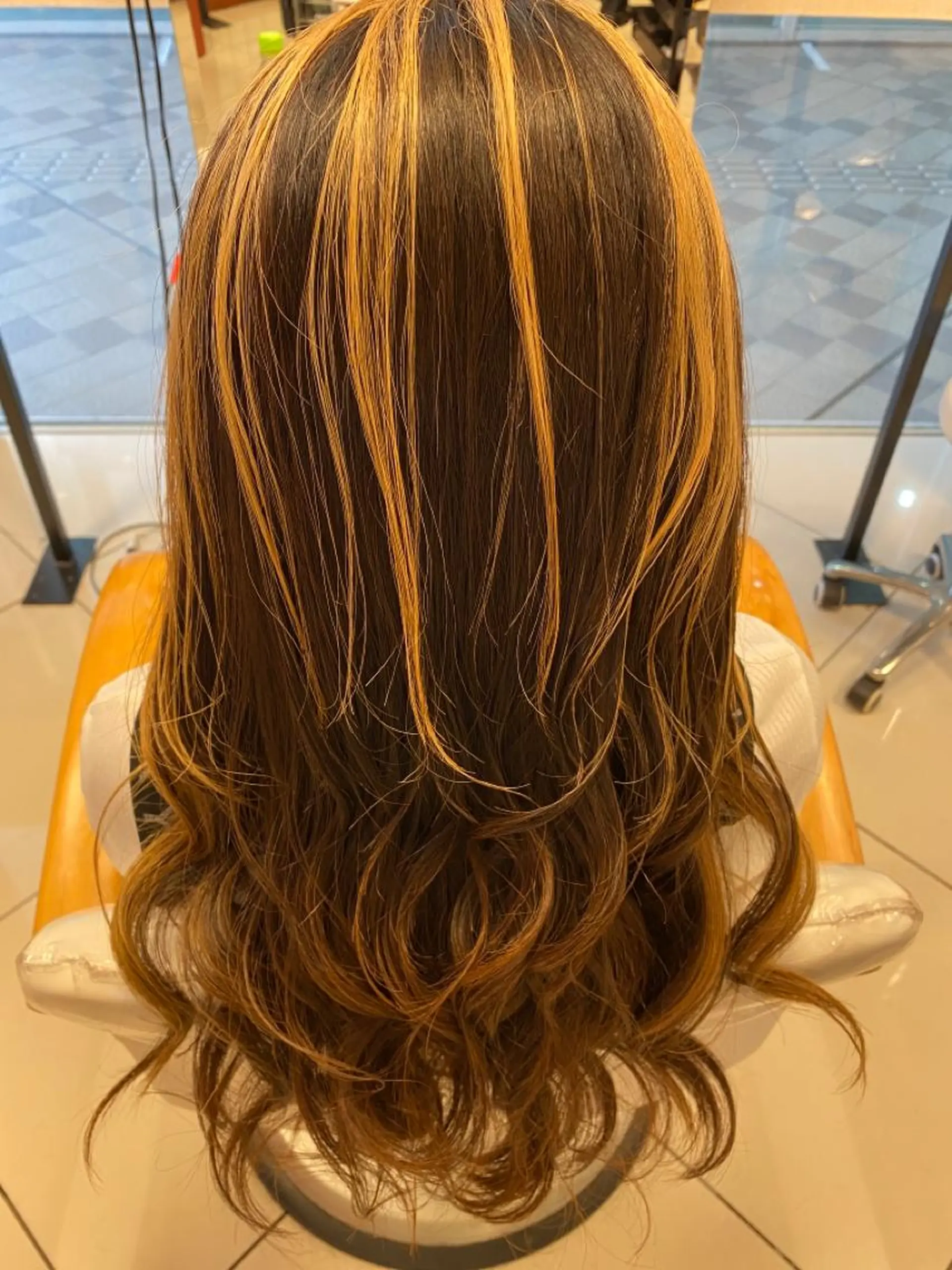 ロング カット 縮毛矯正 トリートメント へんみ みかのヘアスタイル