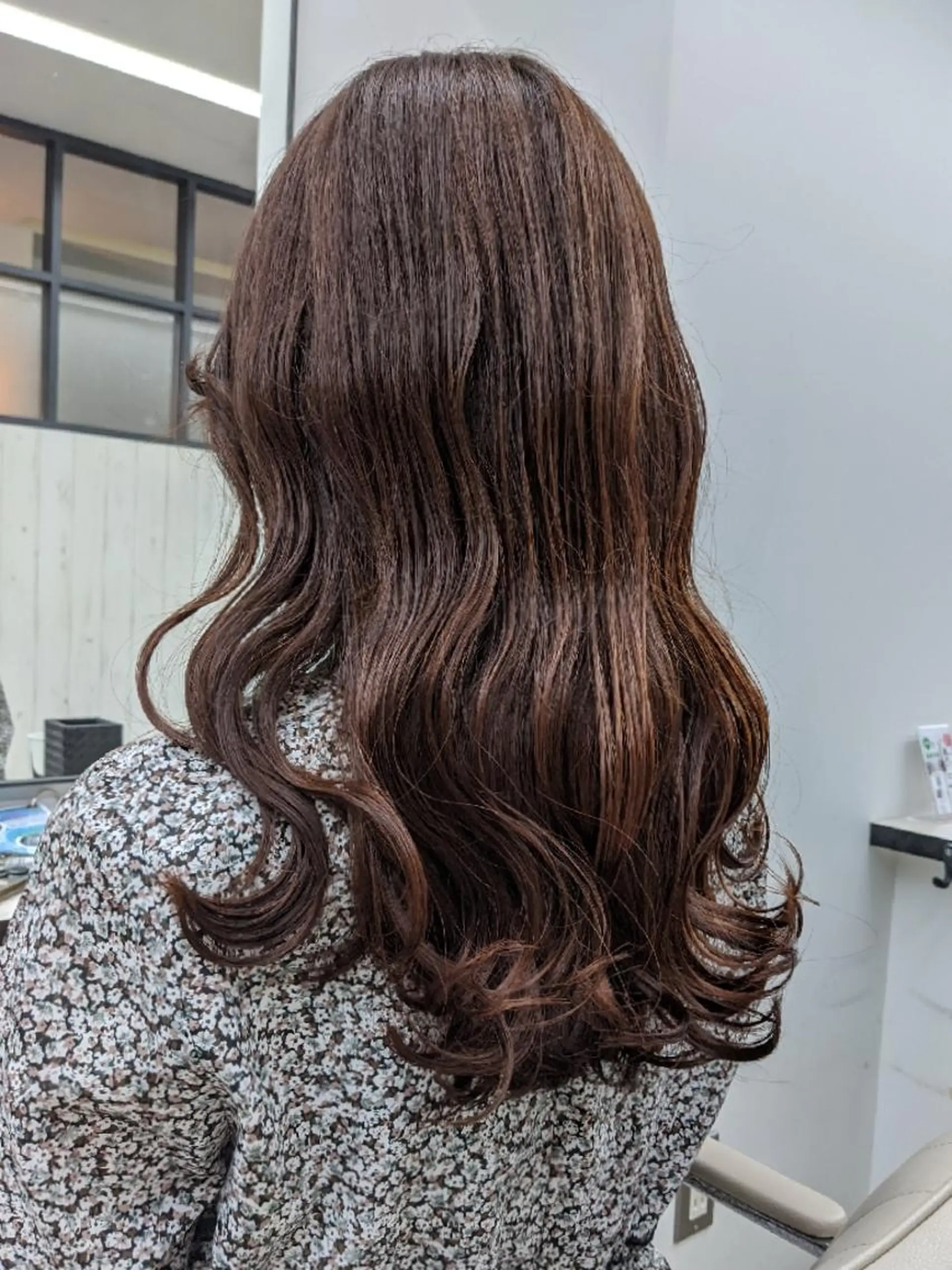 セミロング カラー パーマ ヘアアレンジ 🌼 AIKO🌼のヘアスタイル