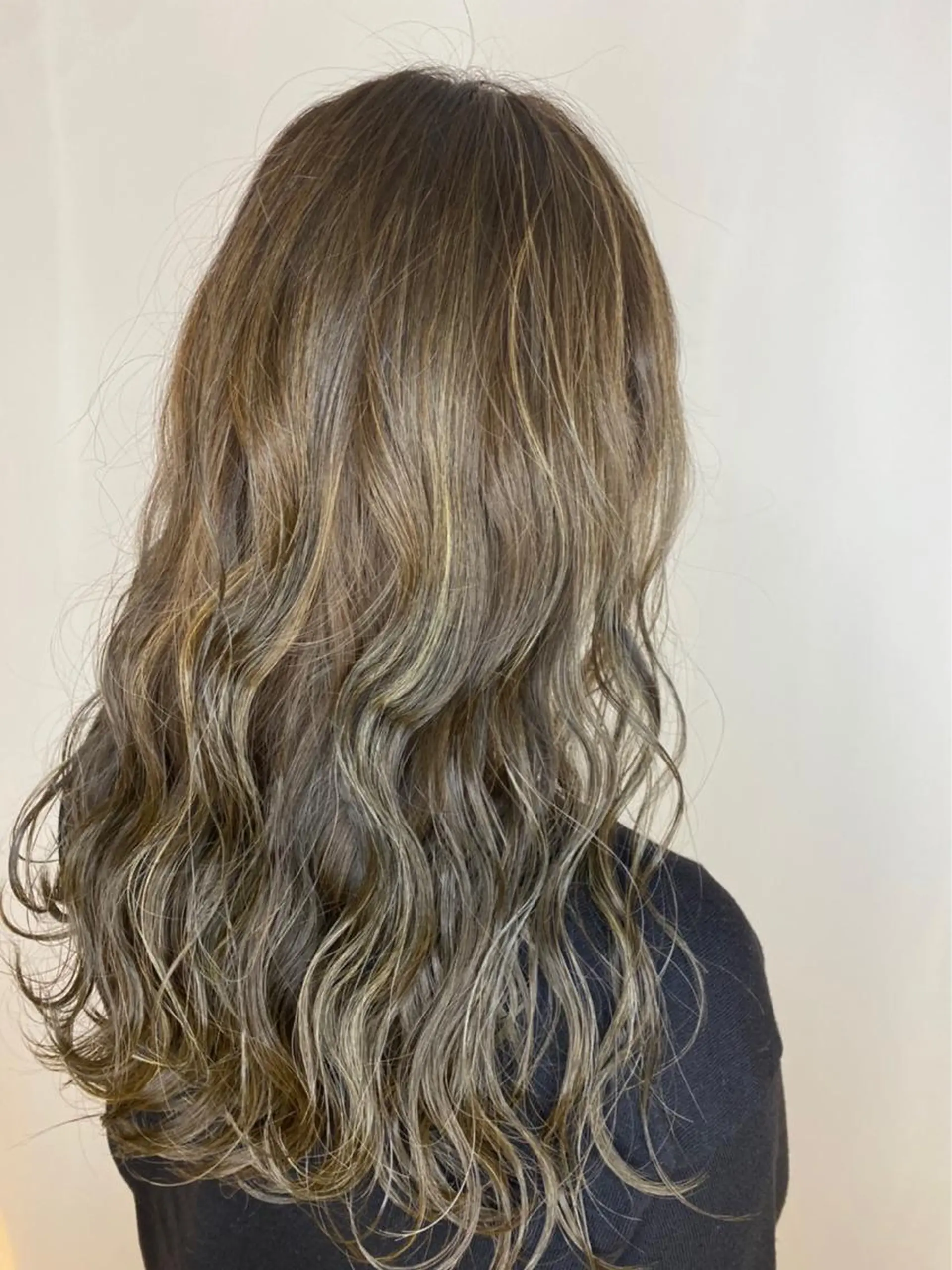 ロング Lumiere 鈴木翔平のヘアスタイル