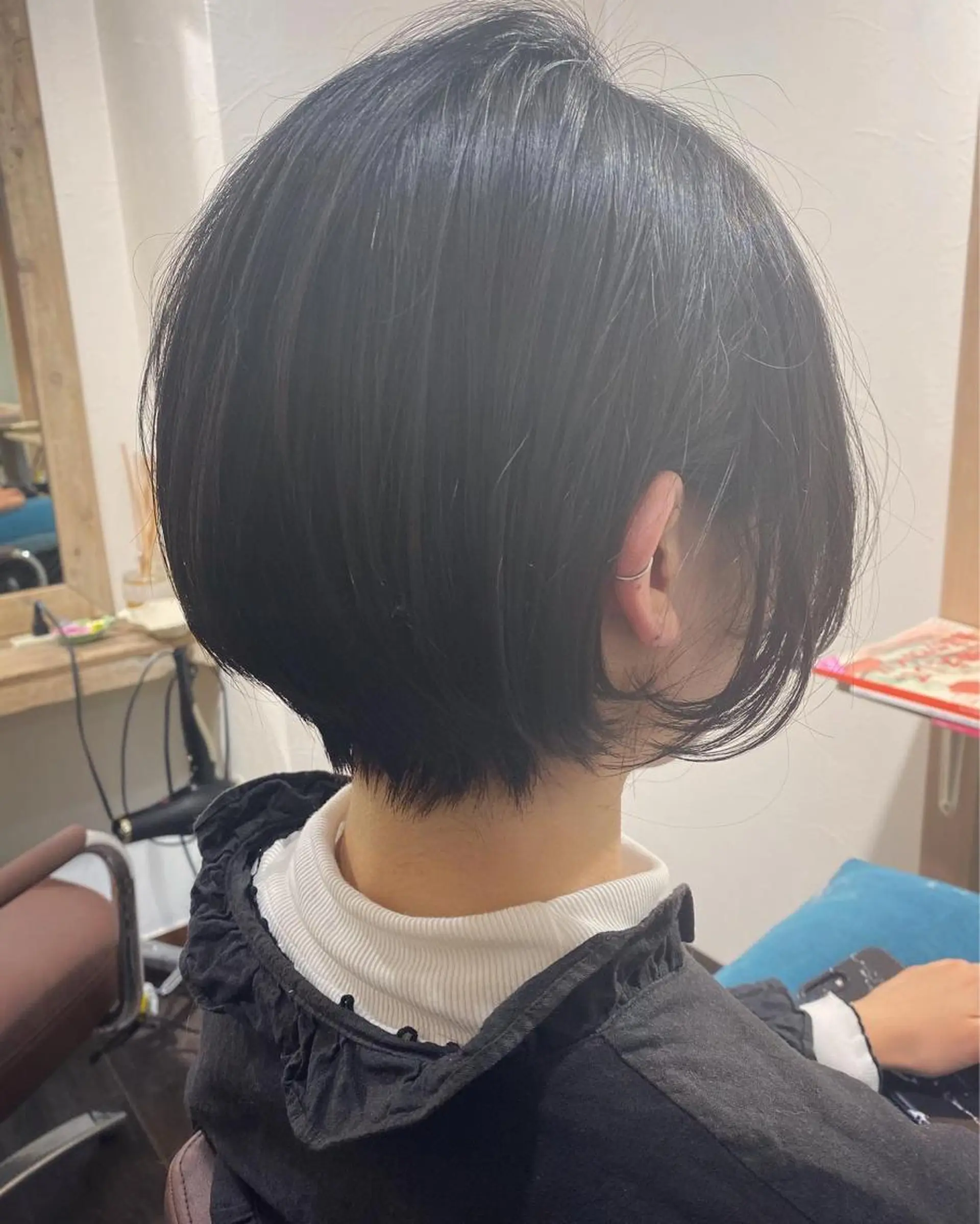 ショート カラー ヘアカラー トリートメント 🌈ショート/レイヤ ーカット/中村崇宏のヘアスタイル