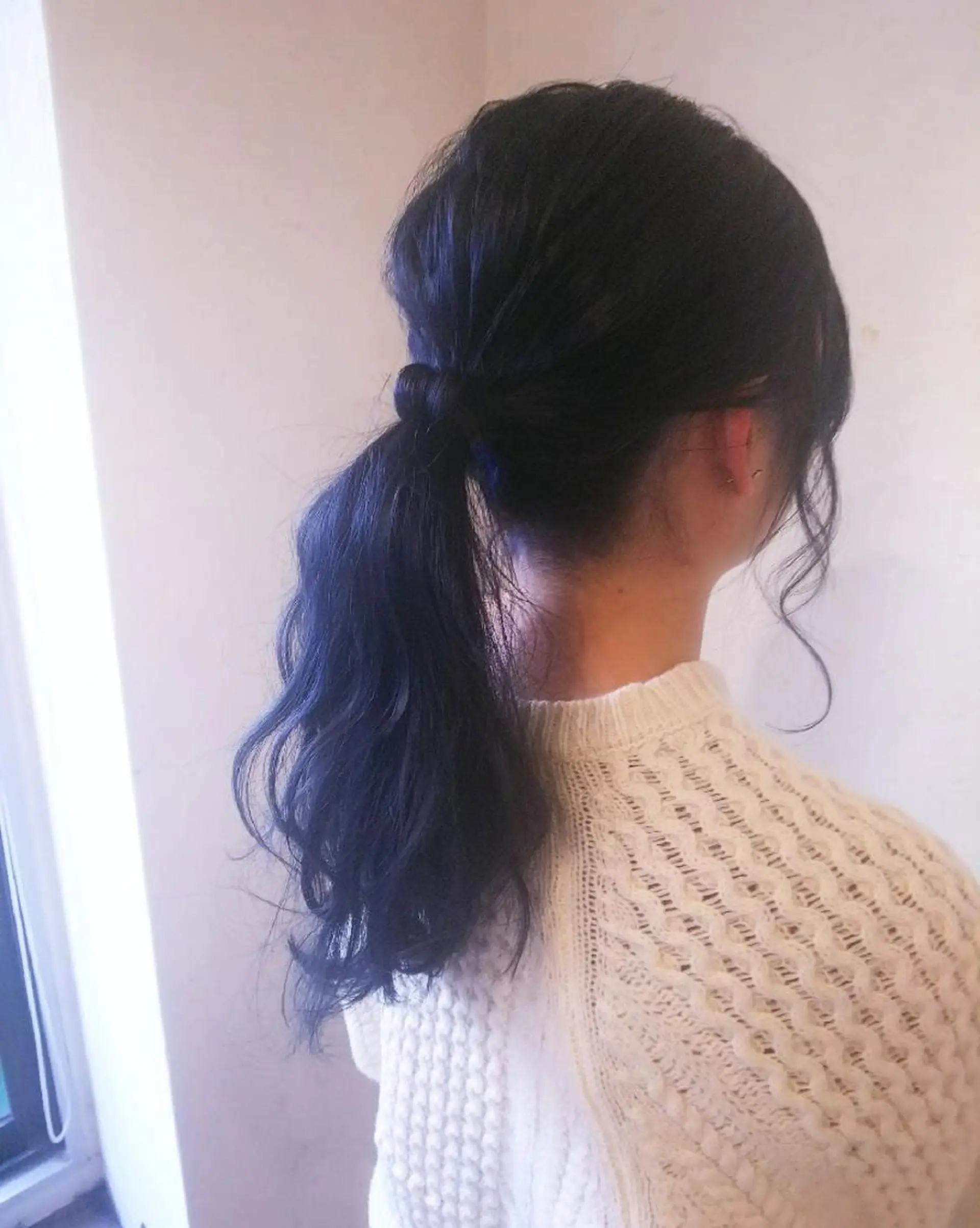 ロング ヘアアレンジ カラー 黒髪 ブルーカラー ブルーブラック RU RIのヘアスタイル