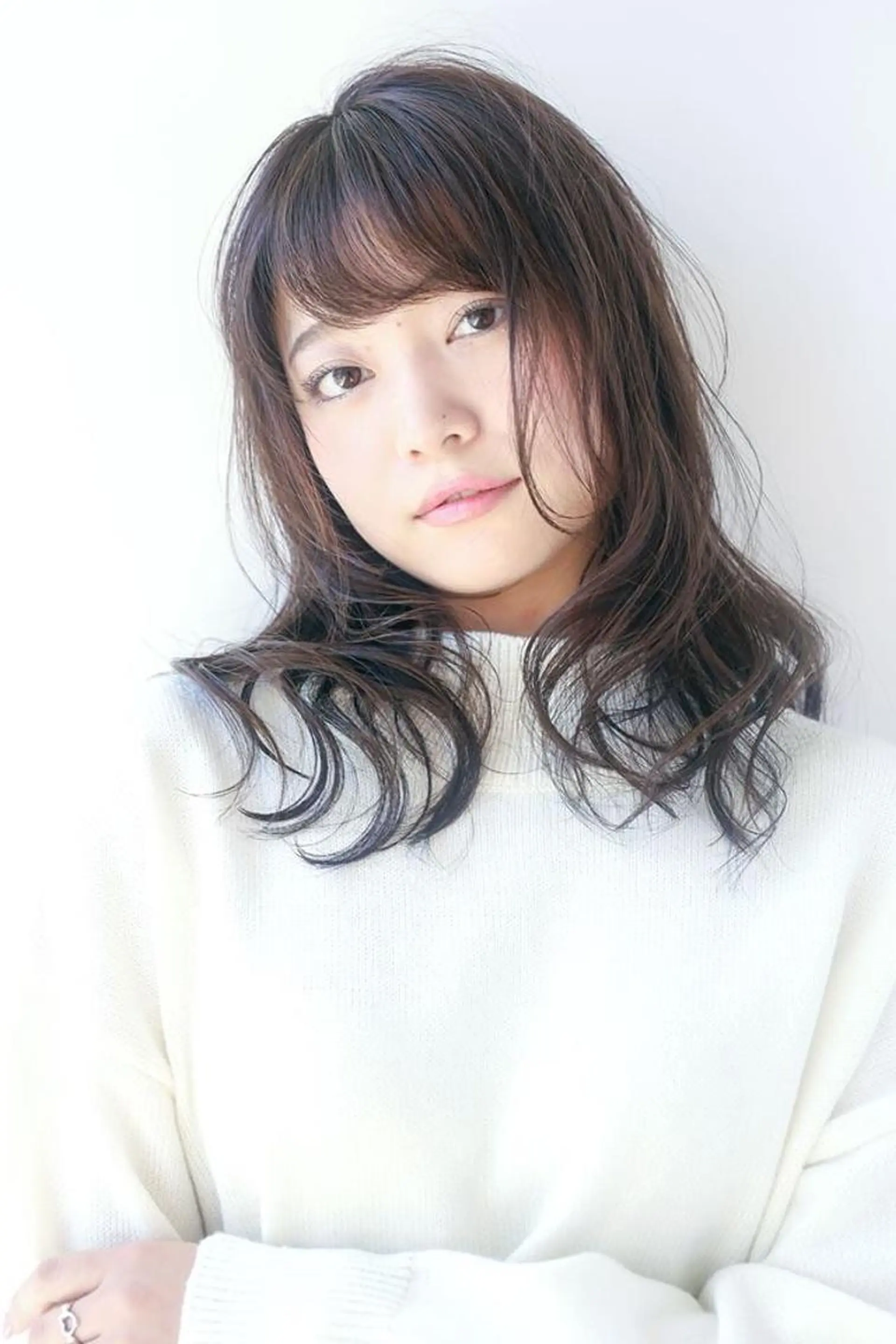 セミロング ヘアアレンジ 鶴﨑 美優亜のヘアスタイル