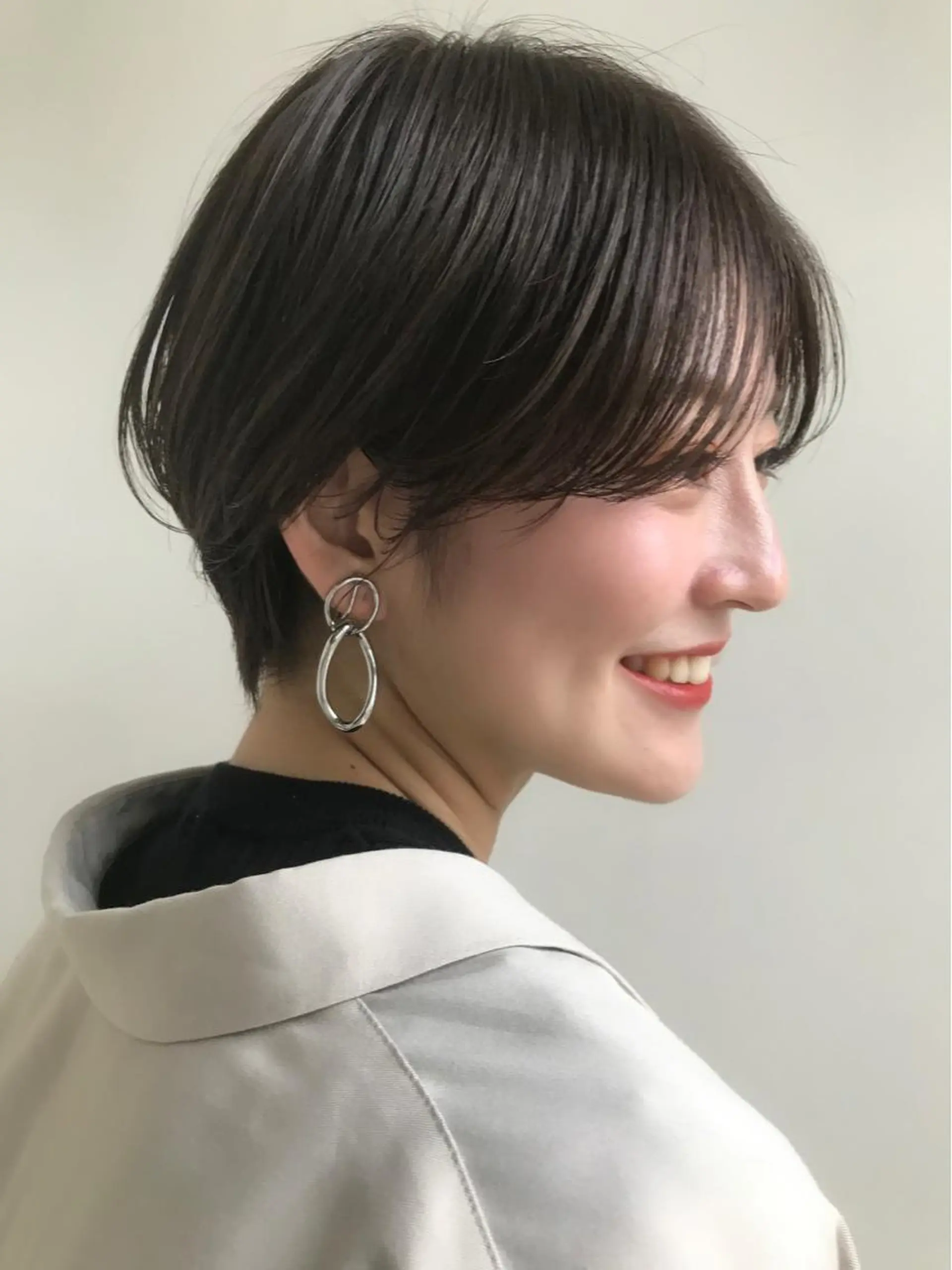 ショート カット ヘアカラー トリートメント イメチェンカット✂️ 錦糸町佐藤店長のヘアスタイル
