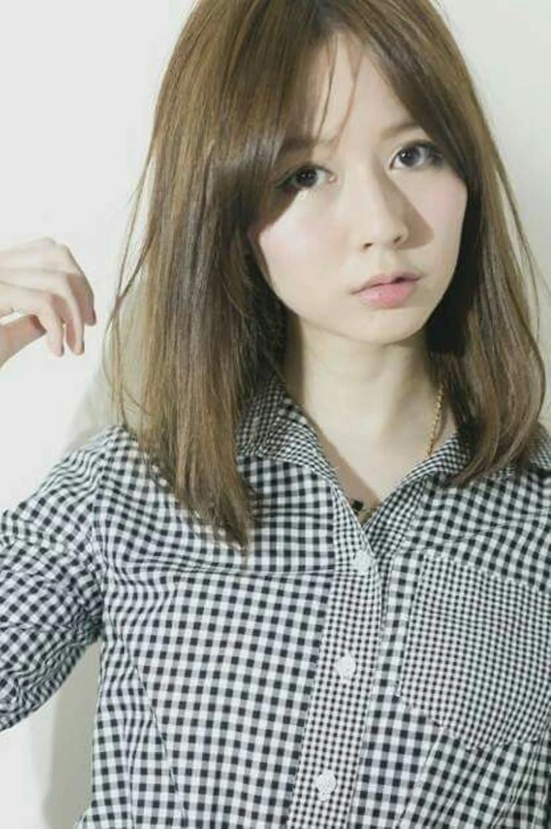 ミディアム セミロング ロング カラー パーマ ヘアアレンジ ネイル iplus まつげ、眉毛、耳つぼのマツエク・マツパデザイン