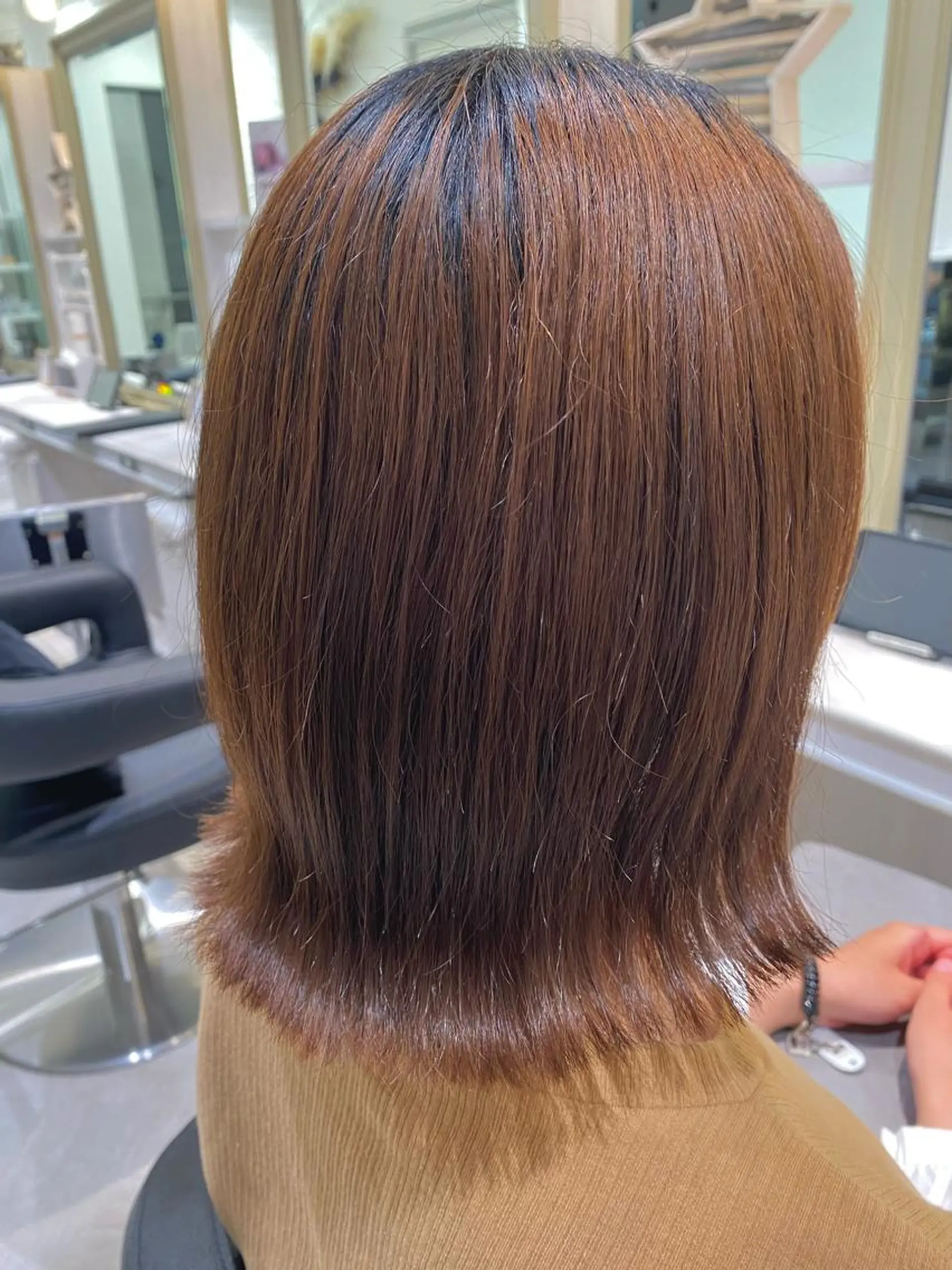 ミディアム ボブ くせ毛 吉澤 海咲のヘアスタイル