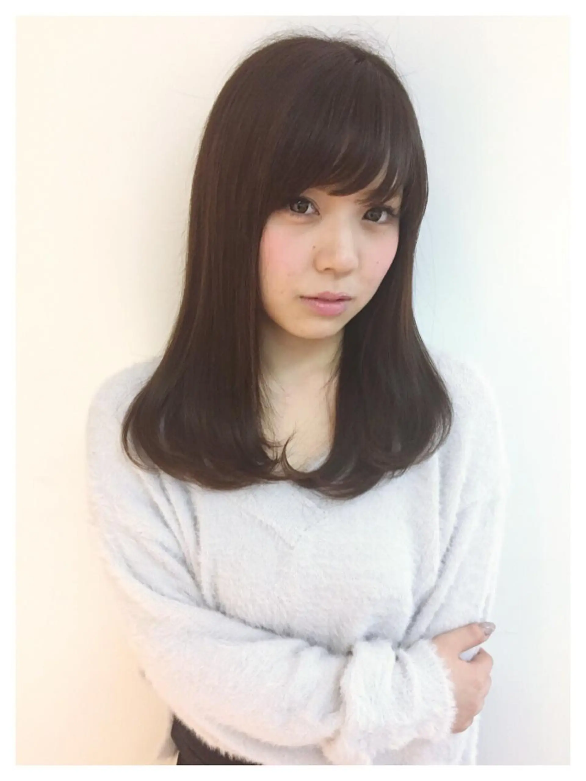 セミロング トリートメント 透明感カラー 松田晃代のヘアスタイル