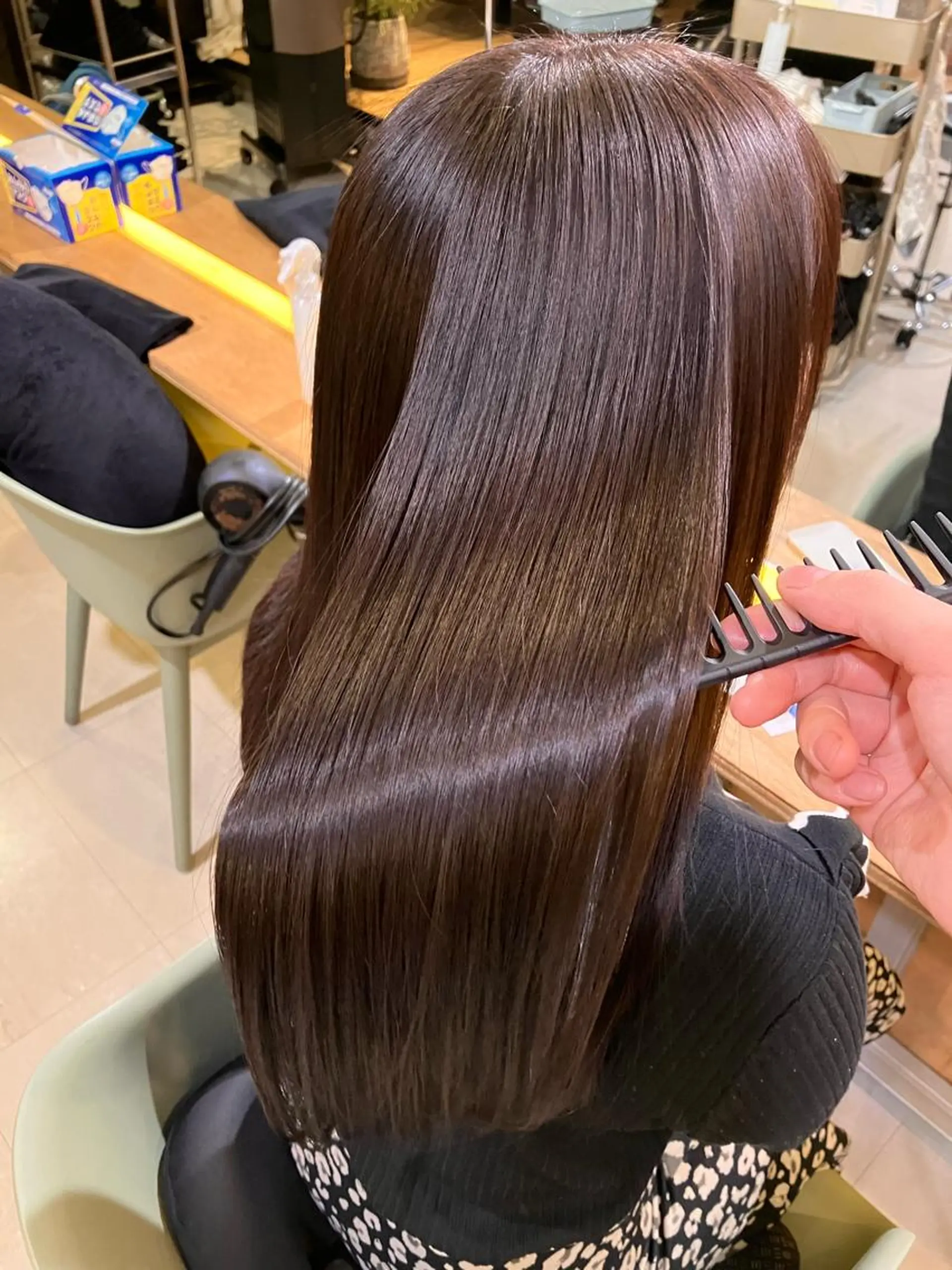 ロング カラー 透明感カラー トリートメント 髪質改善/艶髪/矯正 ヘアアレンジ/西梅田のヘアスタイル