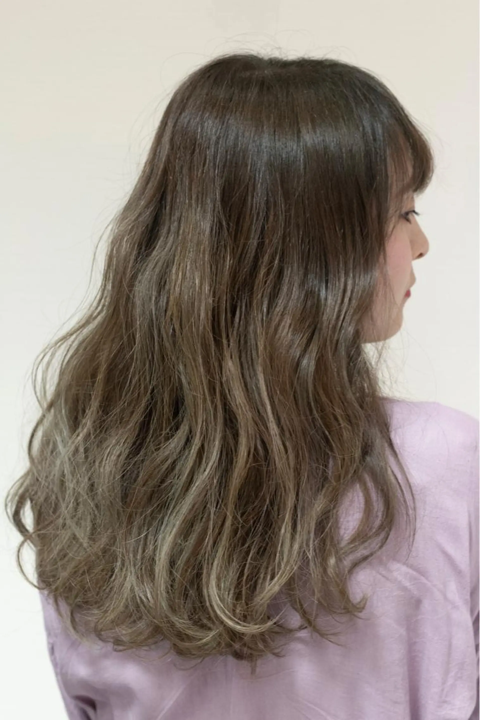 セミロング カラー グラデーションカラー ハイライトカラー 3Dハイライト ハイライト 【似合わせカット】 松尾一気のヘアスタイル