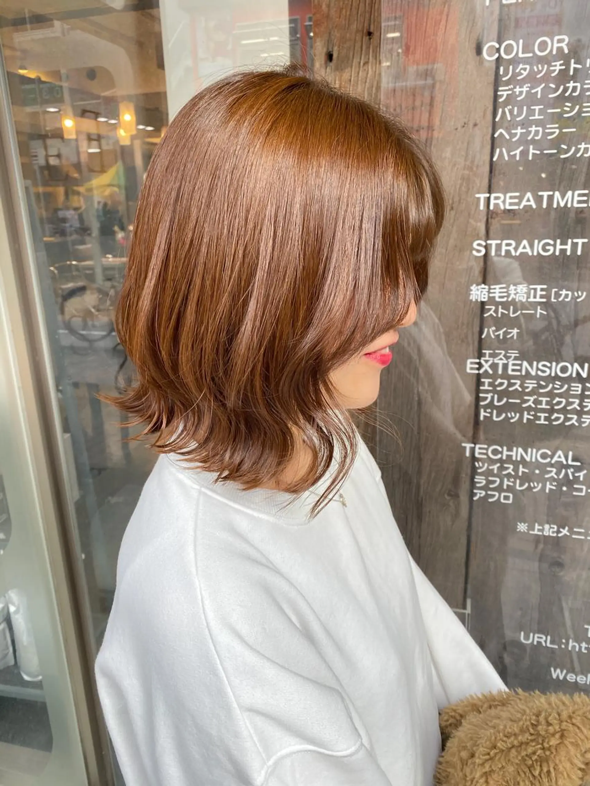 ショート カラー ベージュカラー ブリーチ ブラウンカラー ブラウンベージュ ブリーチなしカラー サカグチユキナ 【tocca】のヘアスタイル