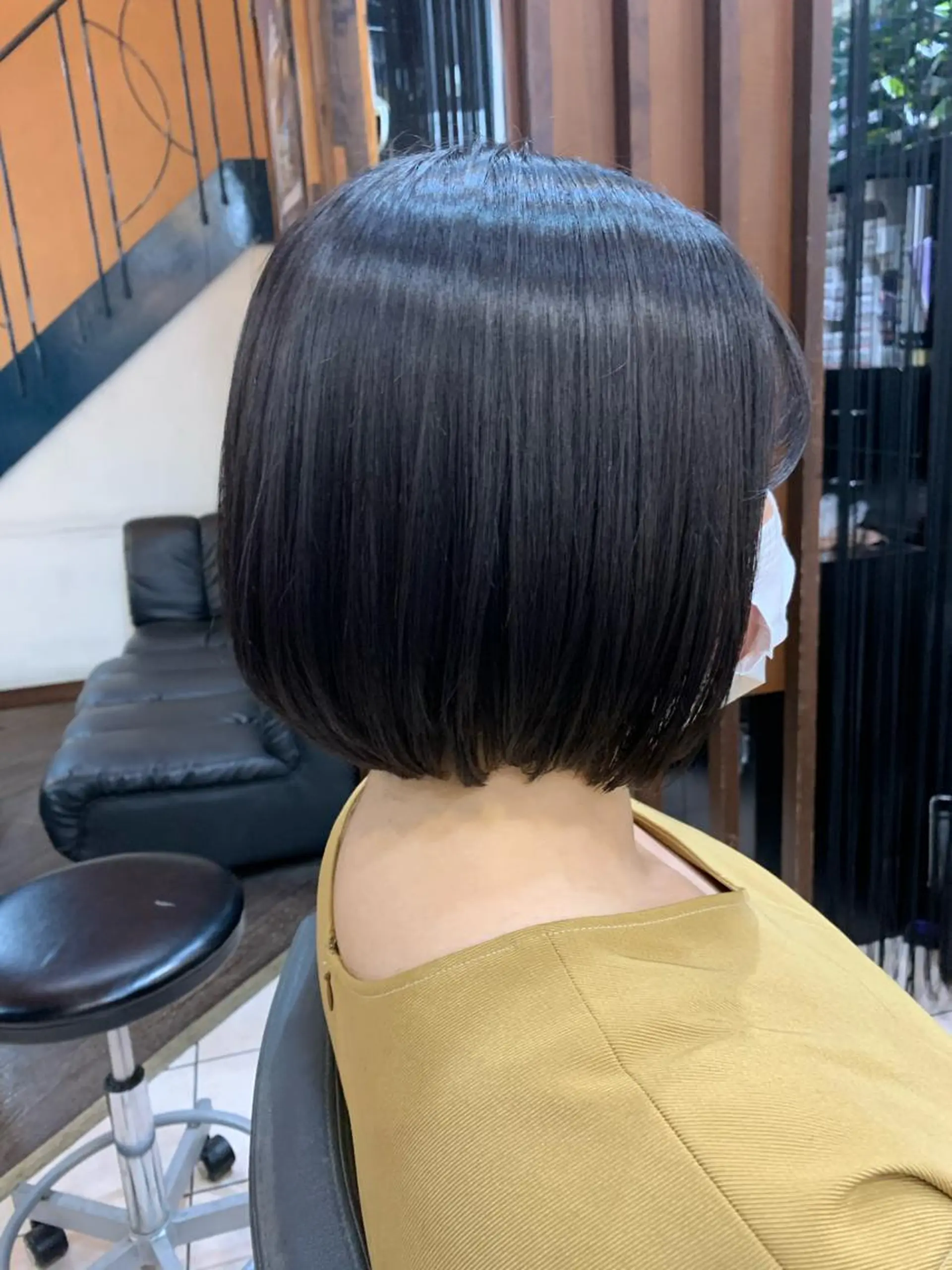 ミディアム カラー ダークグレー ボブ タンバルモリ 韓国風ヘア Zina天王寺 CHIAKIのヘアスタイル