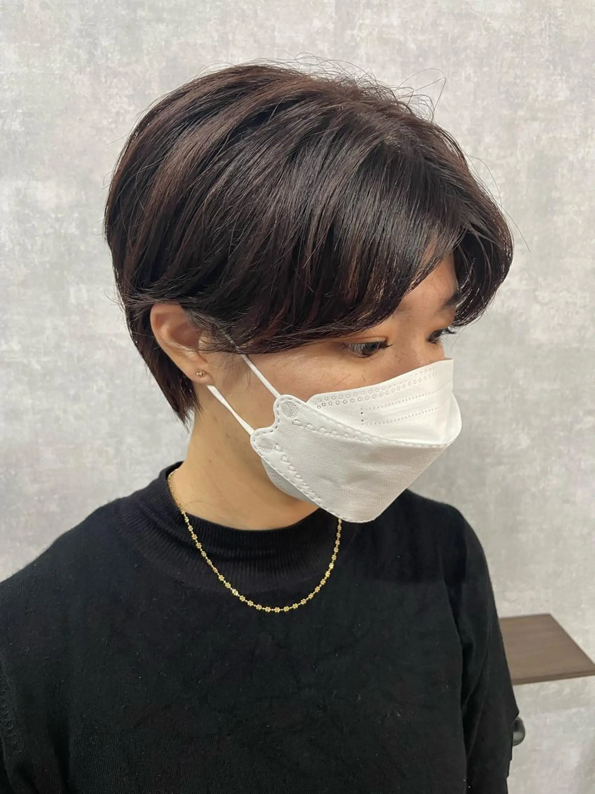 ショート 切りっぱなしボブ ショートボブ ハンサムショート 丸みショート アッシュ モテ髪/ボブ/ショー ト/アダチフウトのヘアスタイル